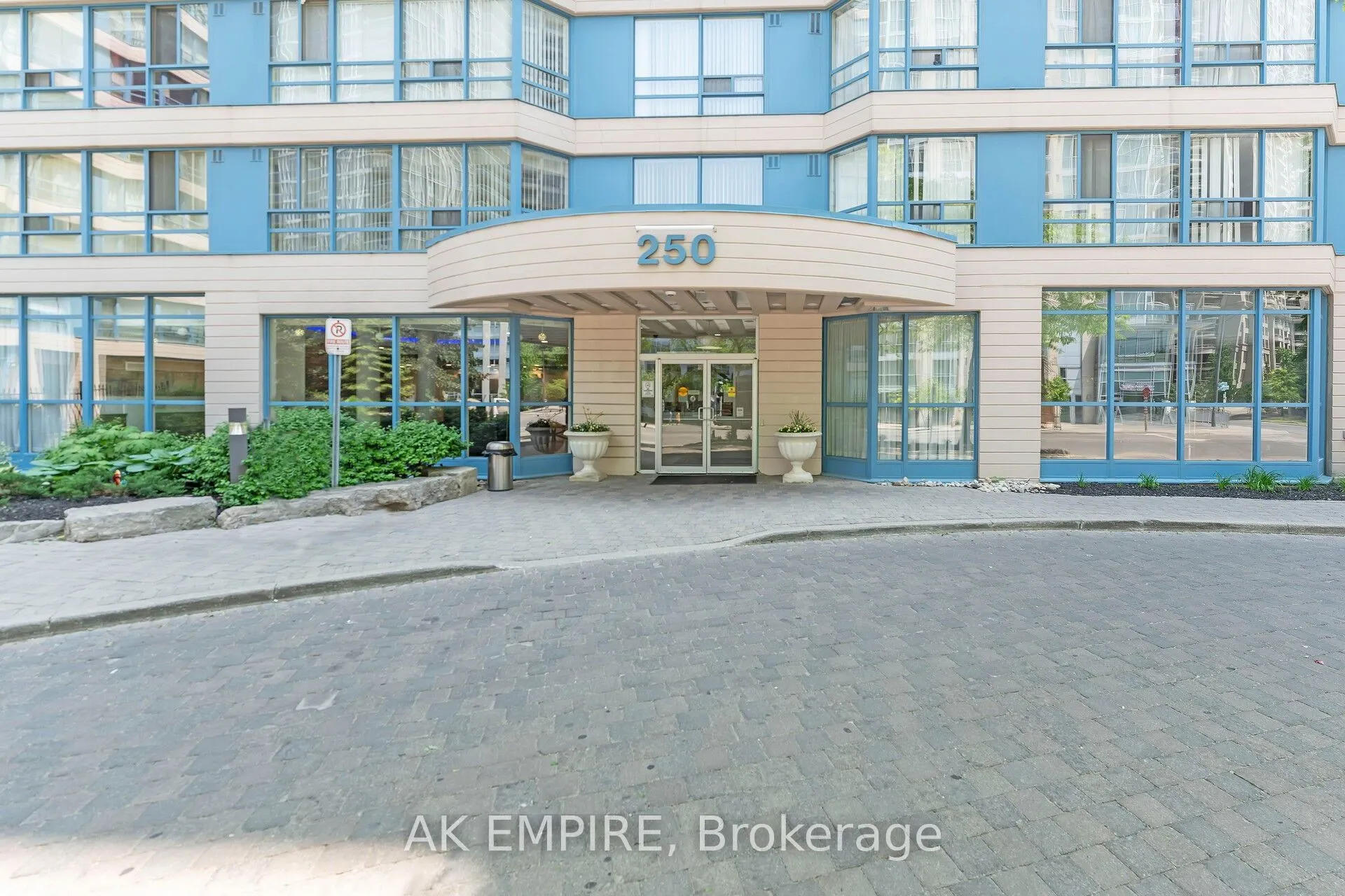 250 Webb Drive, #612