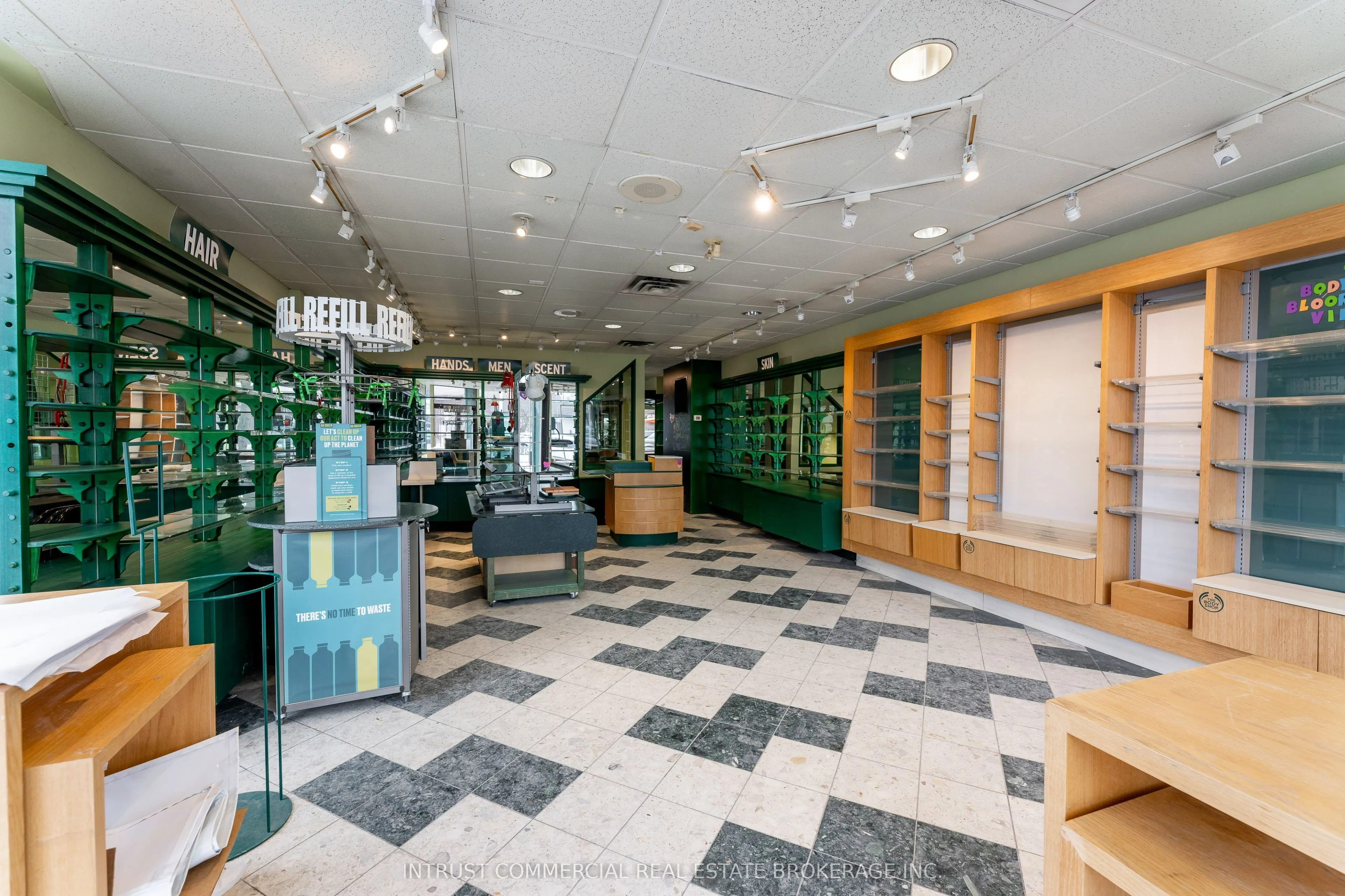 2366 Bloor Street W