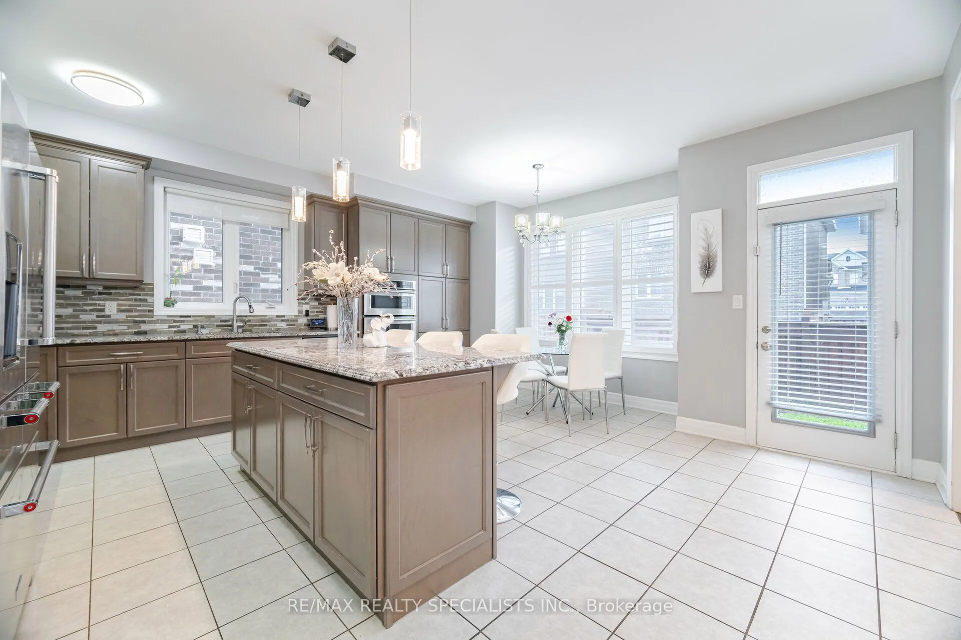1190 Mceachern Court