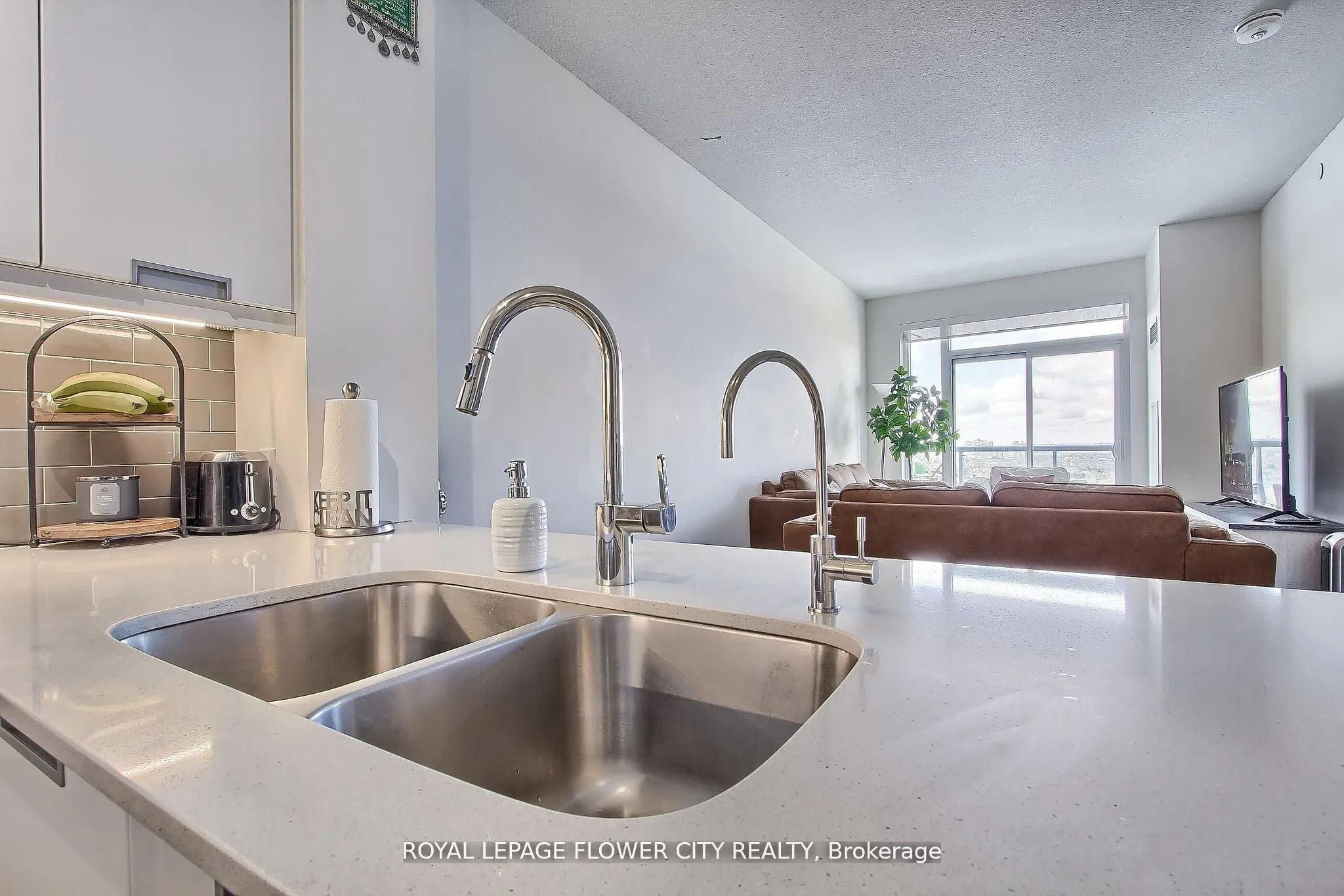 65 Watergarden Crescent, #1307