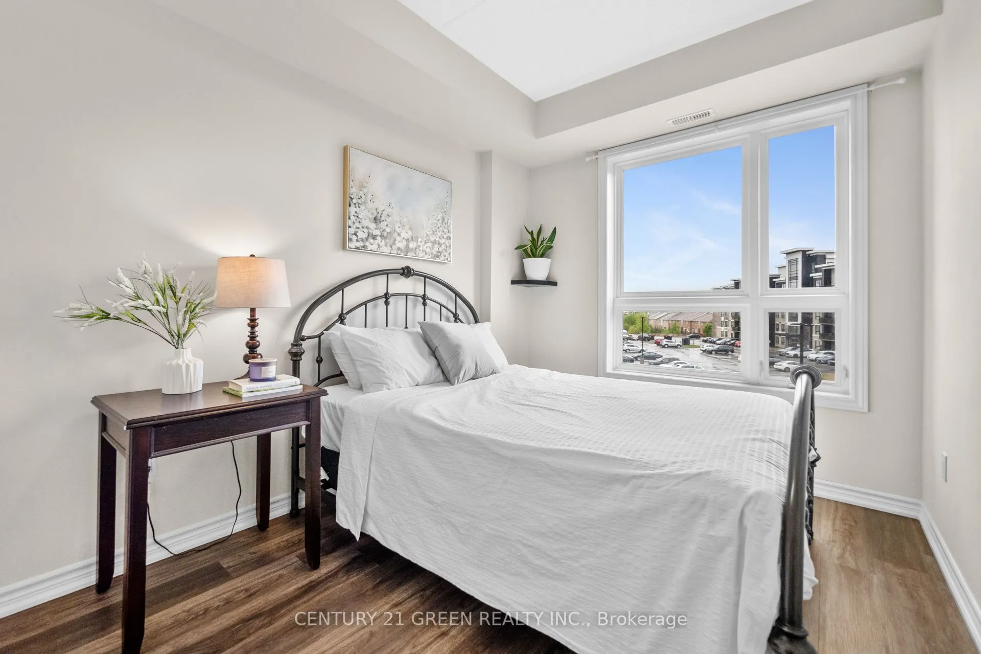 630 Sauve Street, #308