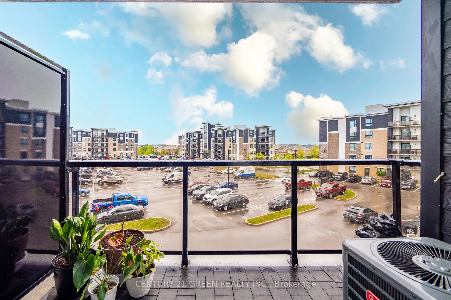 630 Sauve Street, #308