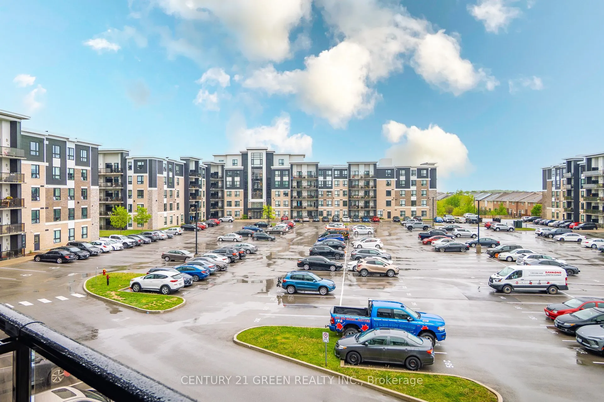 630 Sauve Street, #308