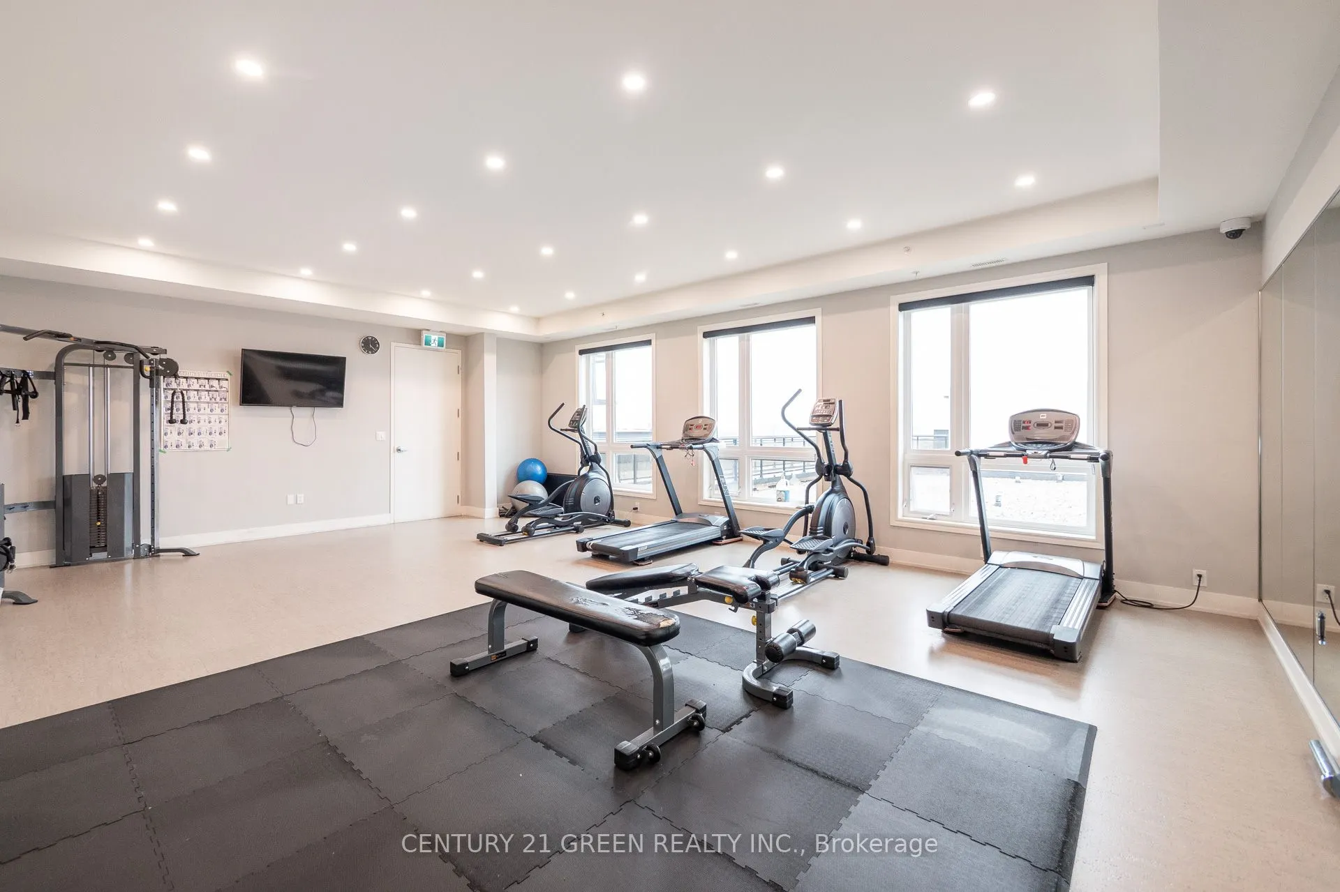 630 Sauve Street, #308