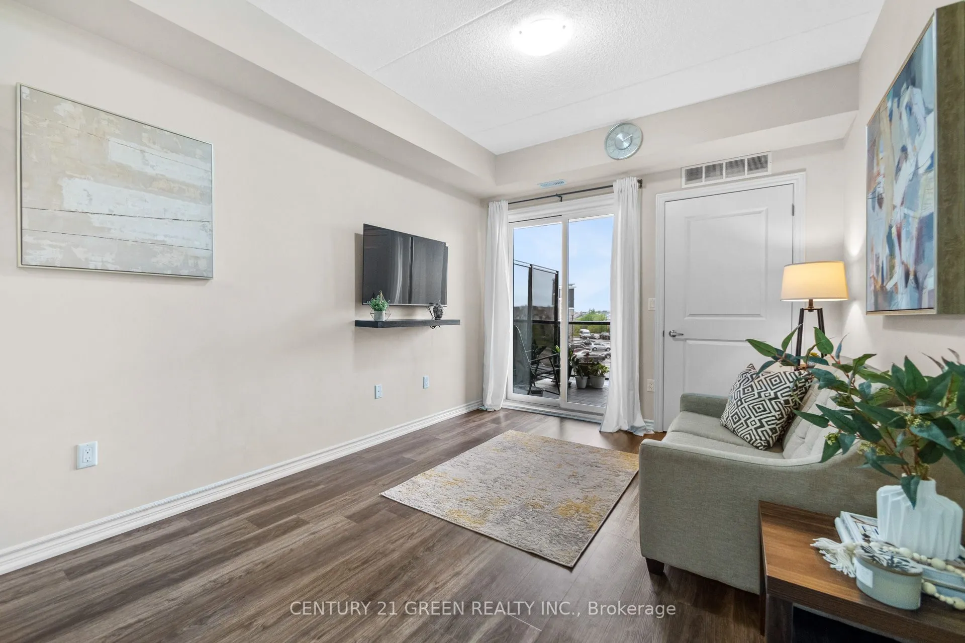 630 Sauve Street, #308