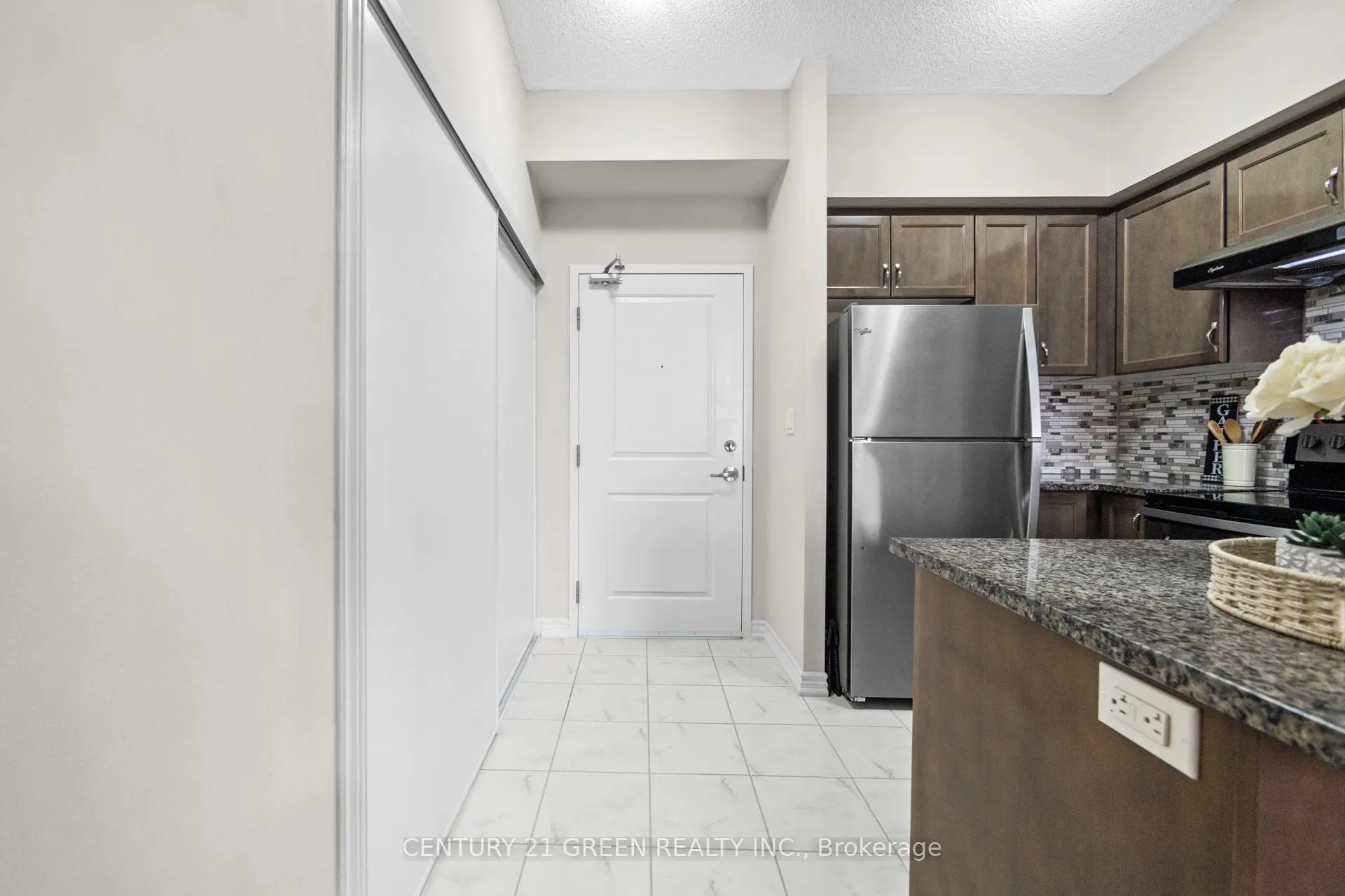 630 Sauve Street, #308