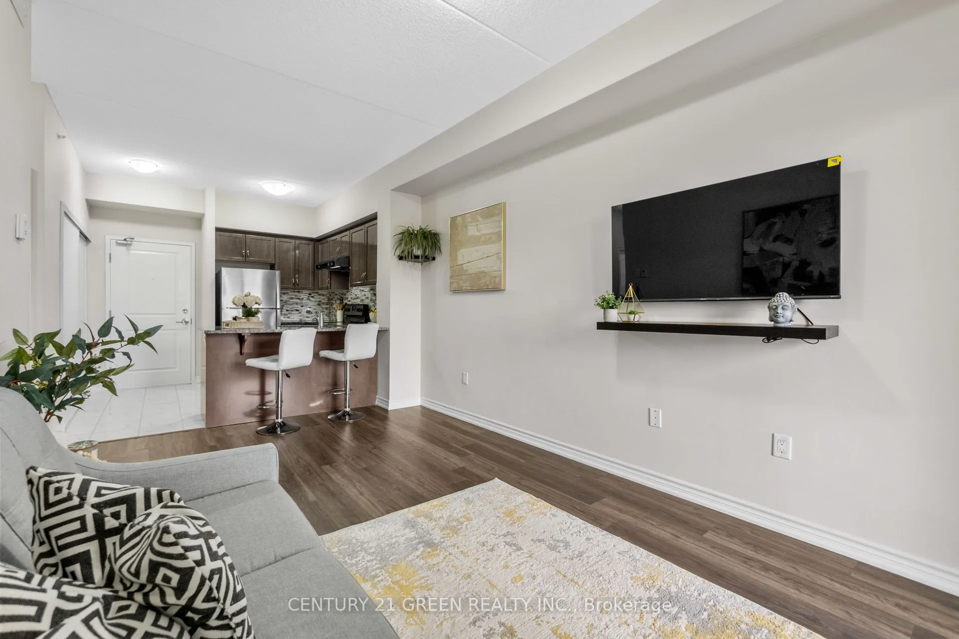 630 Sauve Street, #308