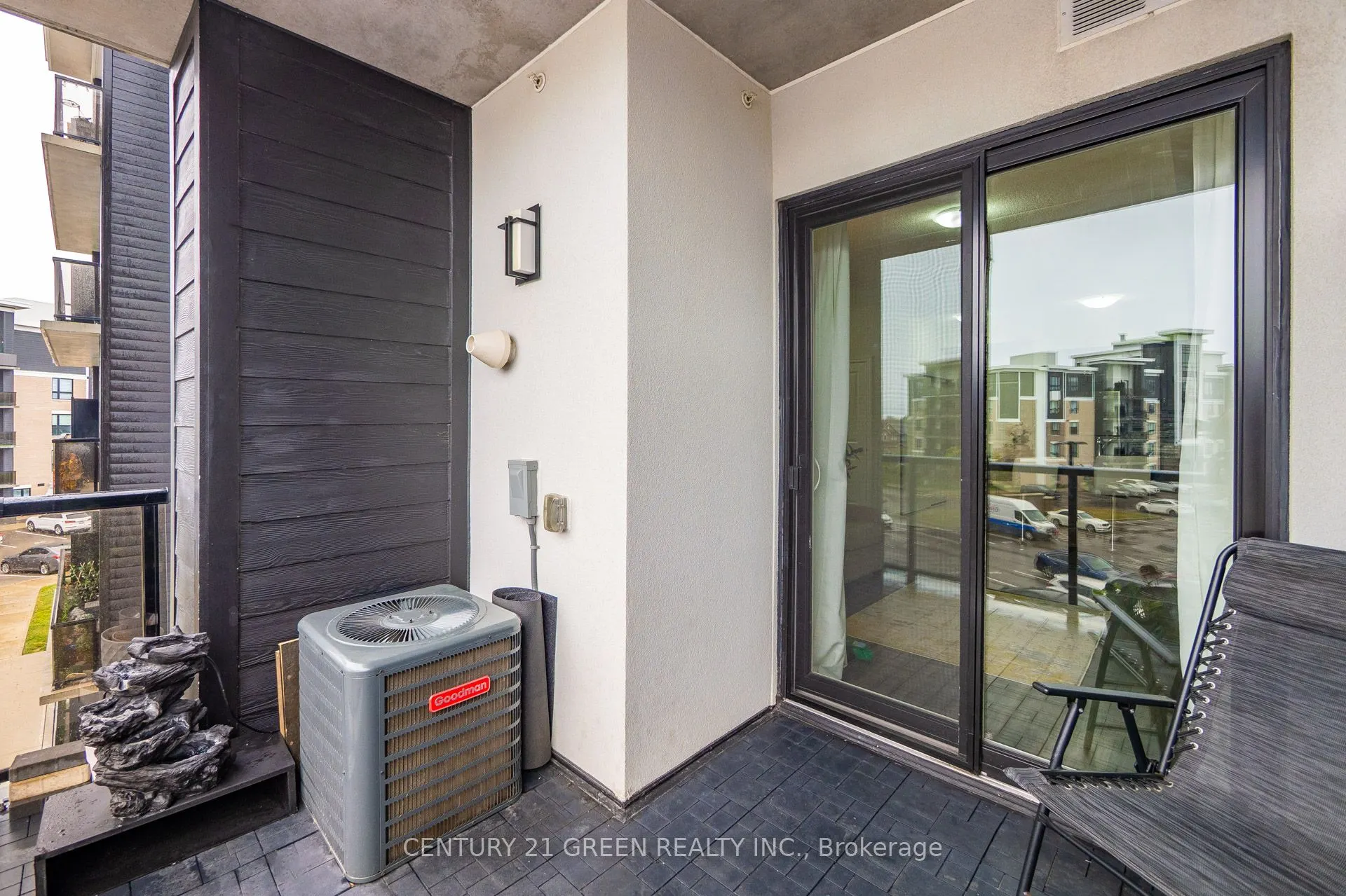 630 Sauve Street, #308