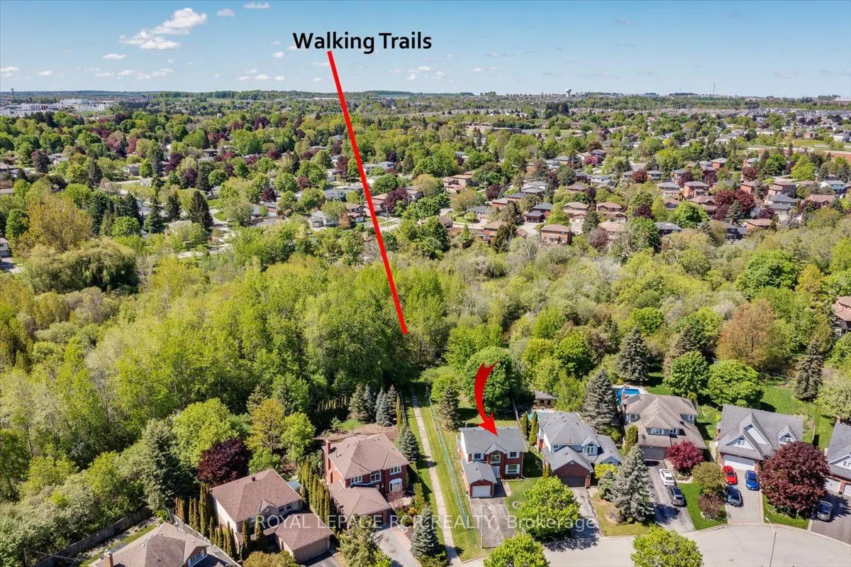 229 Elmwood Crescent