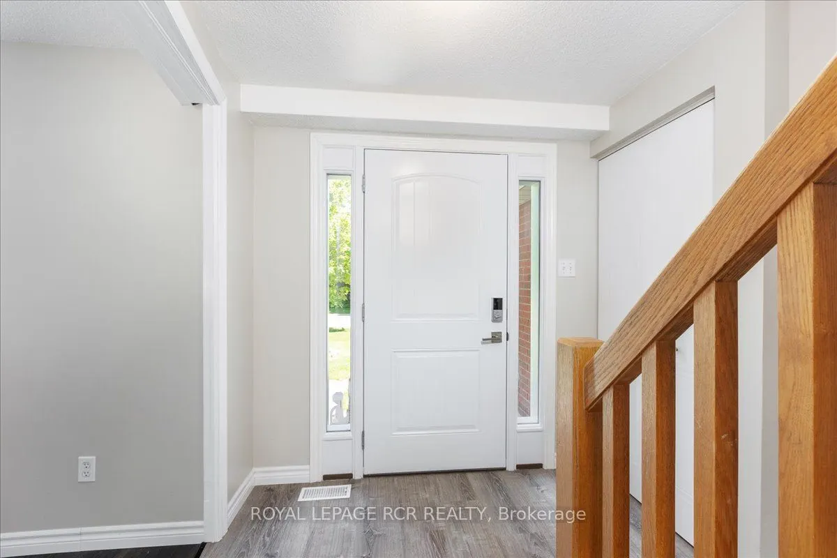 229 Elmwood Crescent
