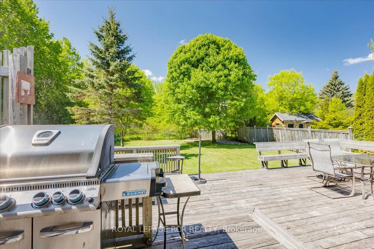 229 Elmwood Crescent