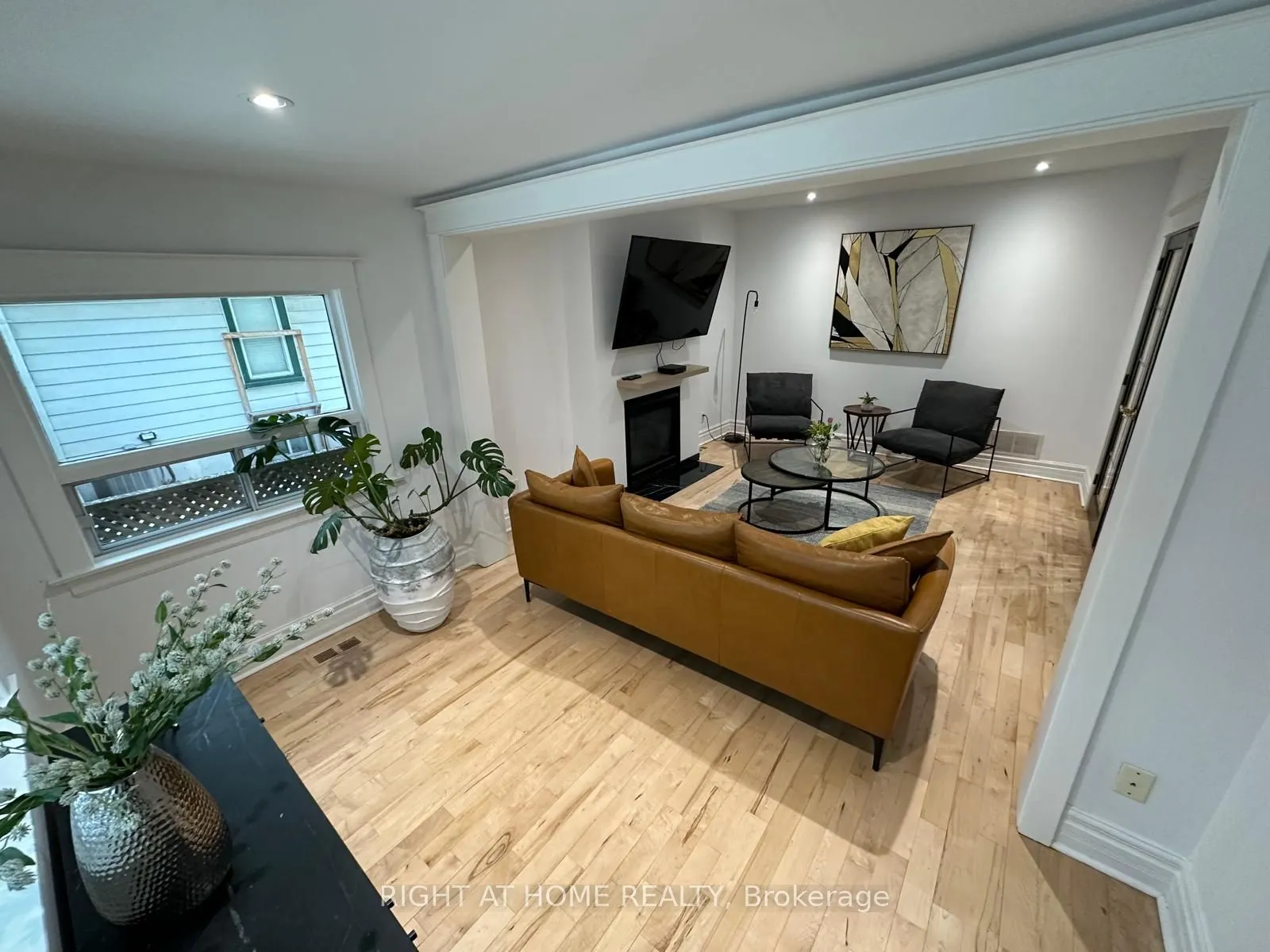 56 Thirty Third Street