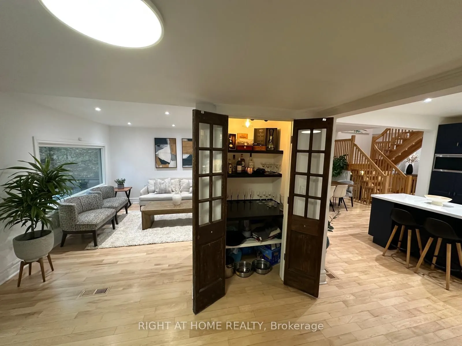 56 Thirty Third Street