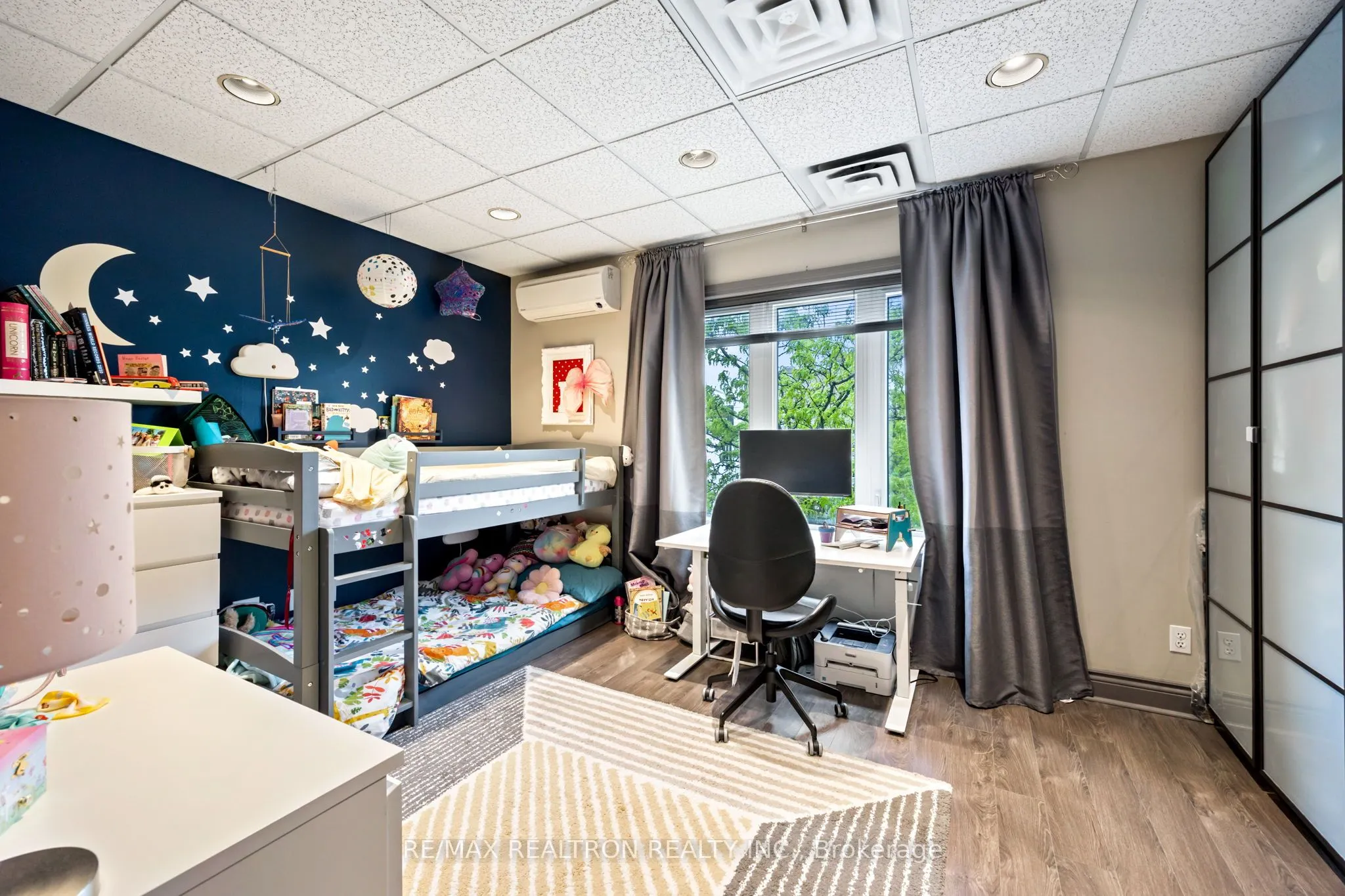 1611 Bloor Street W