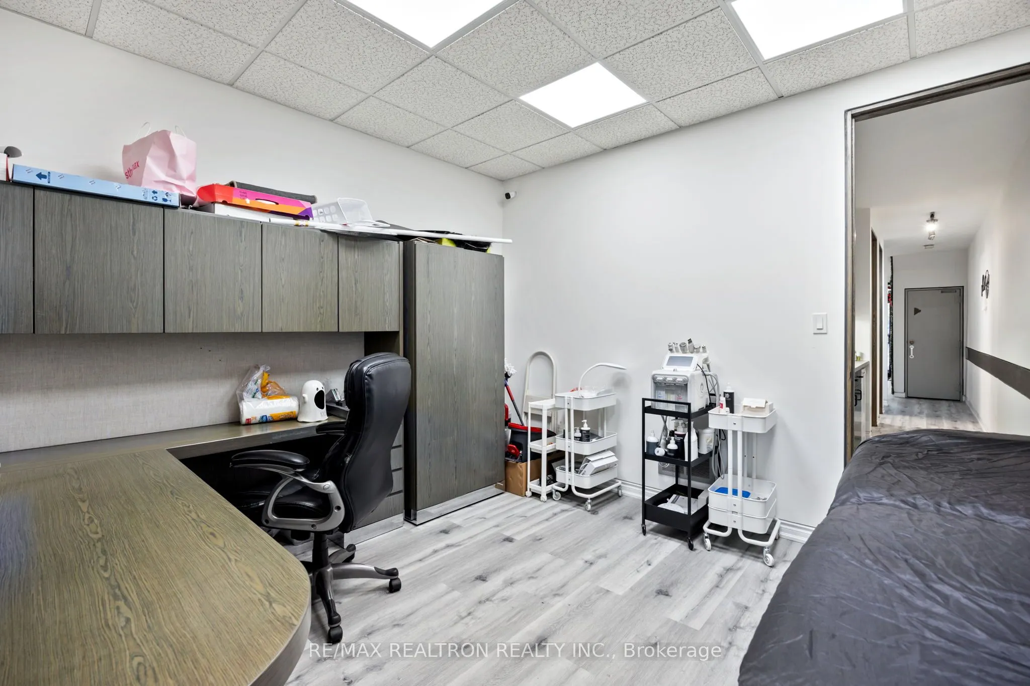 1611 Bloor Street W