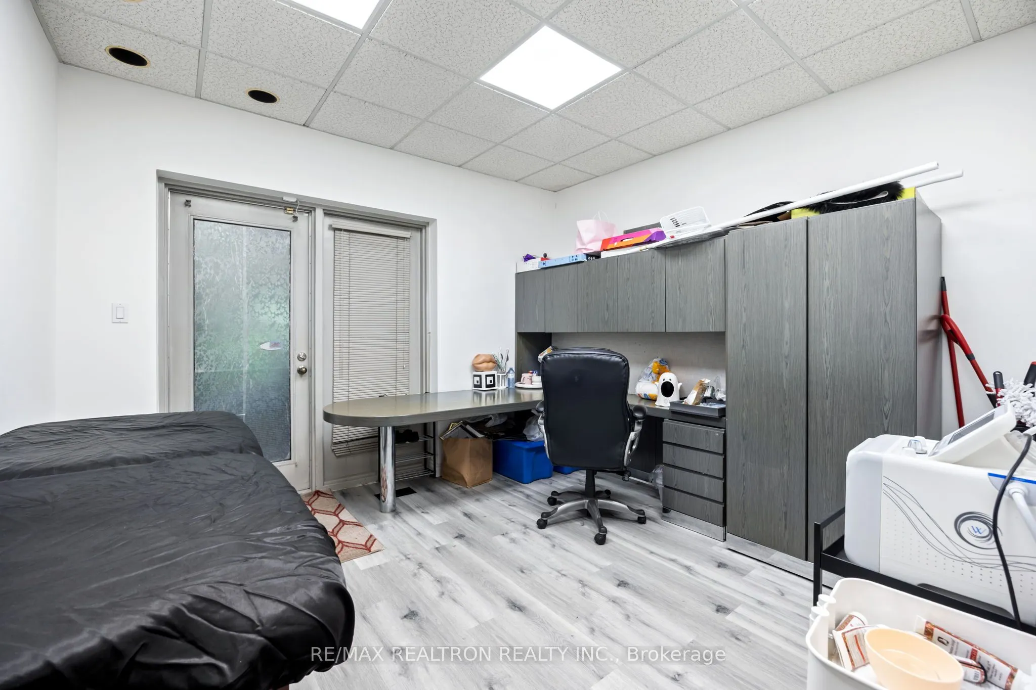 1611 Bloor Street W