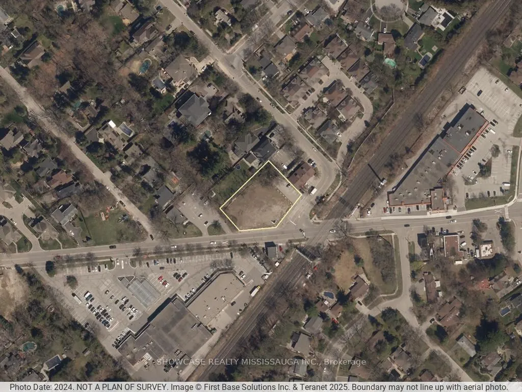 1139 Lorne Park Road
