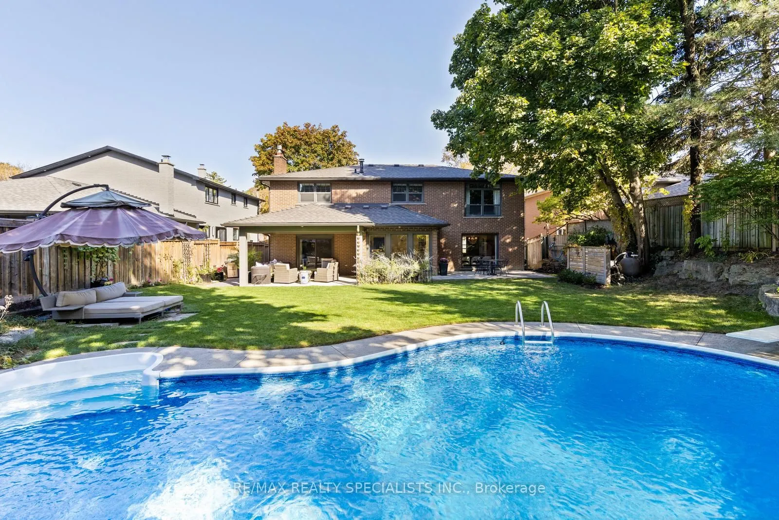 1404 Tecumseh Park Drive