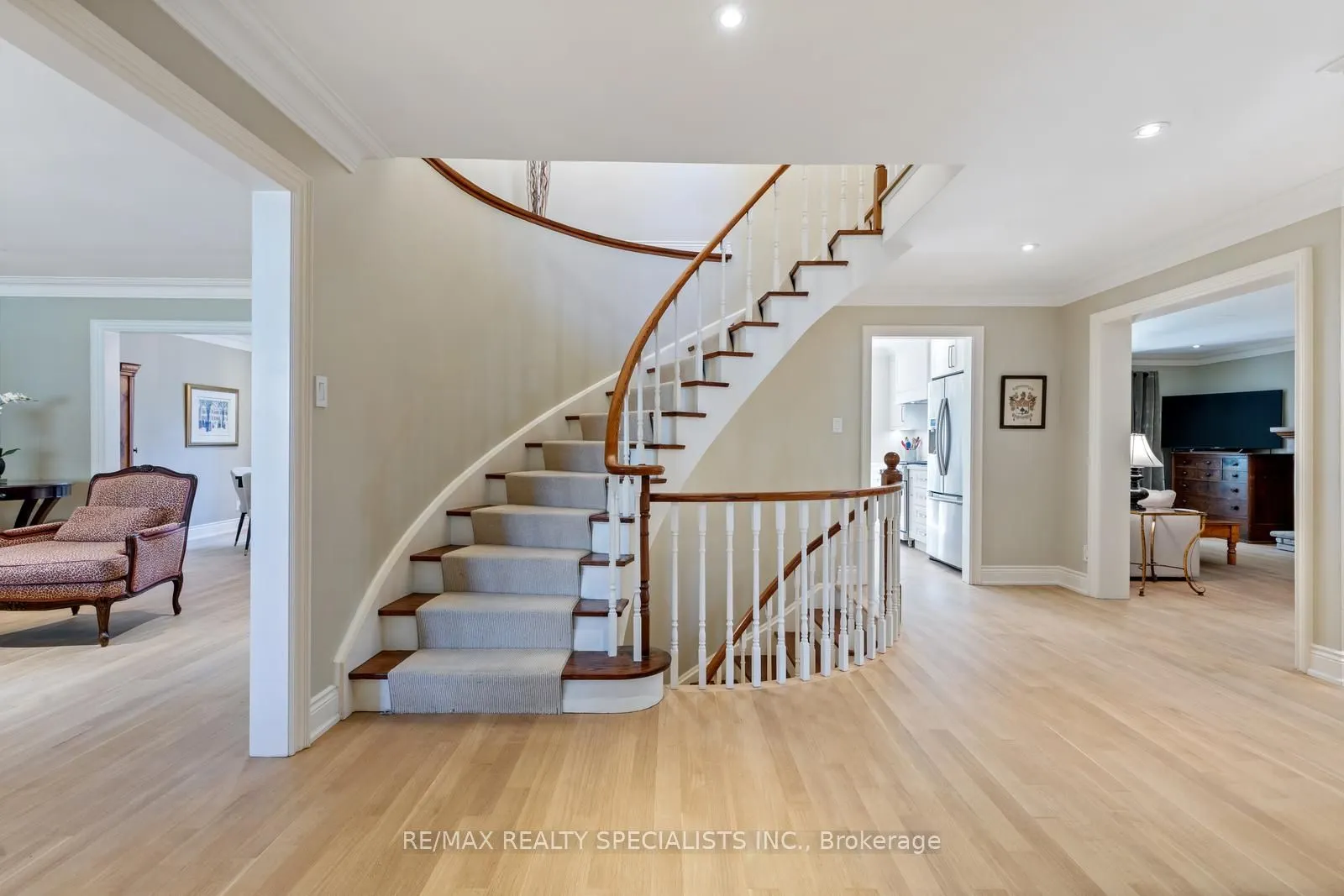 1404 Tecumseh Park Drive