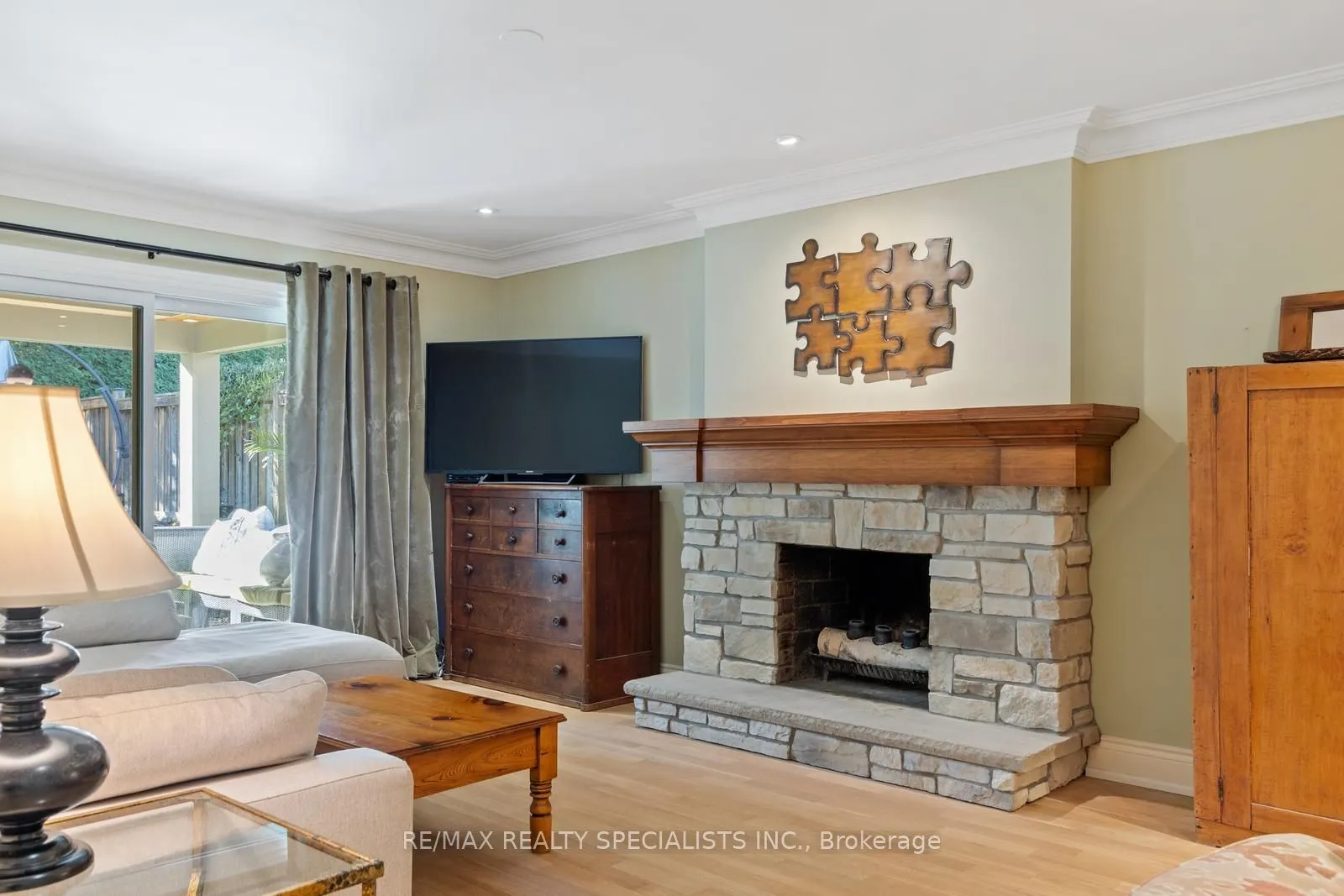 1404 Tecumseh Park Drive