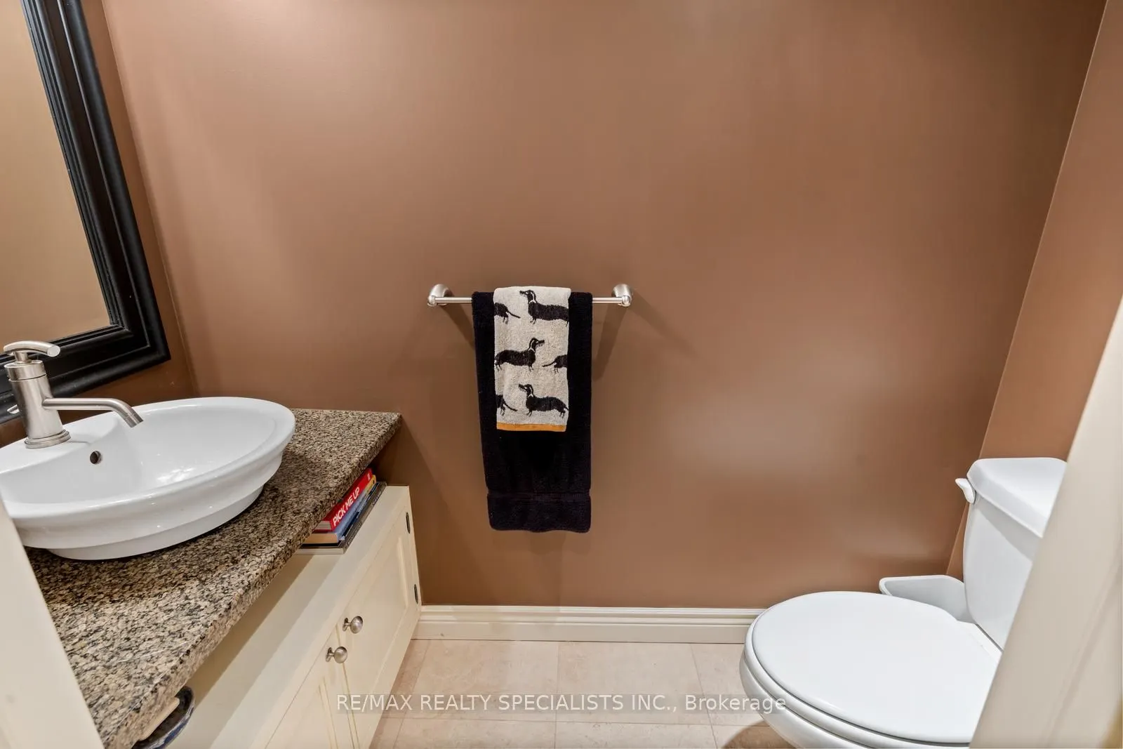 1404 Tecumseh Park Drive