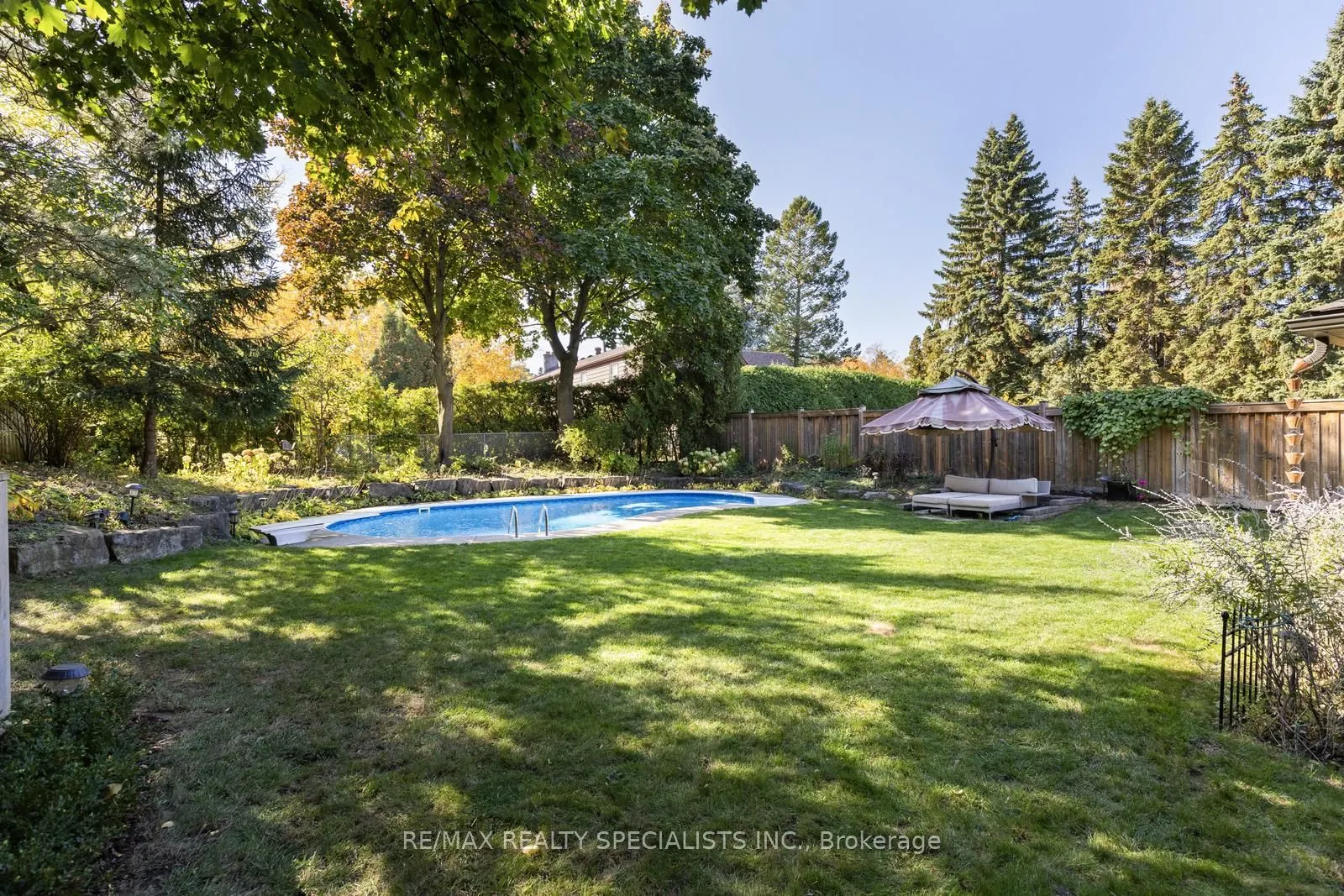 1404 Tecumseh Park Drive