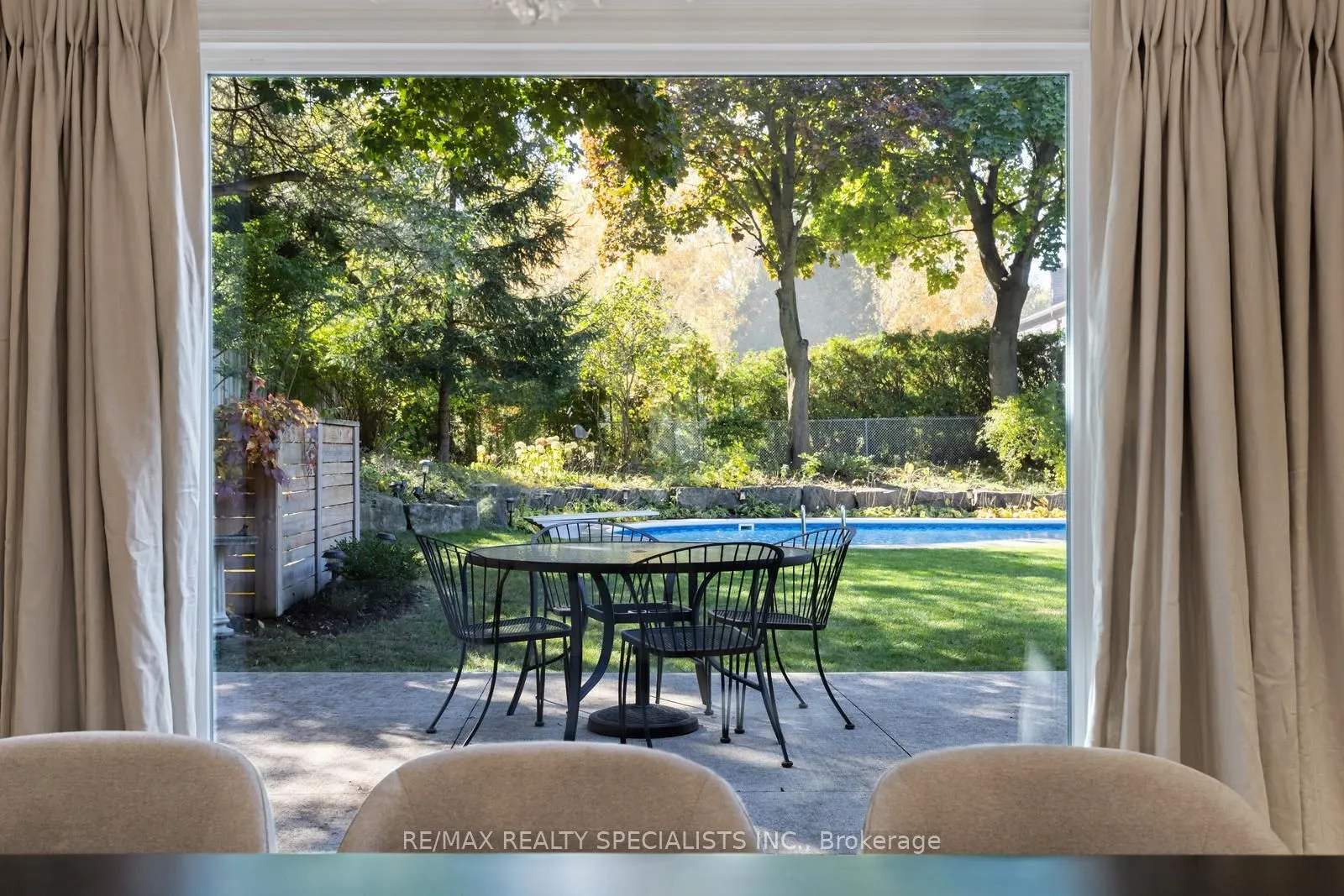 1404 Tecumseh Park Drive