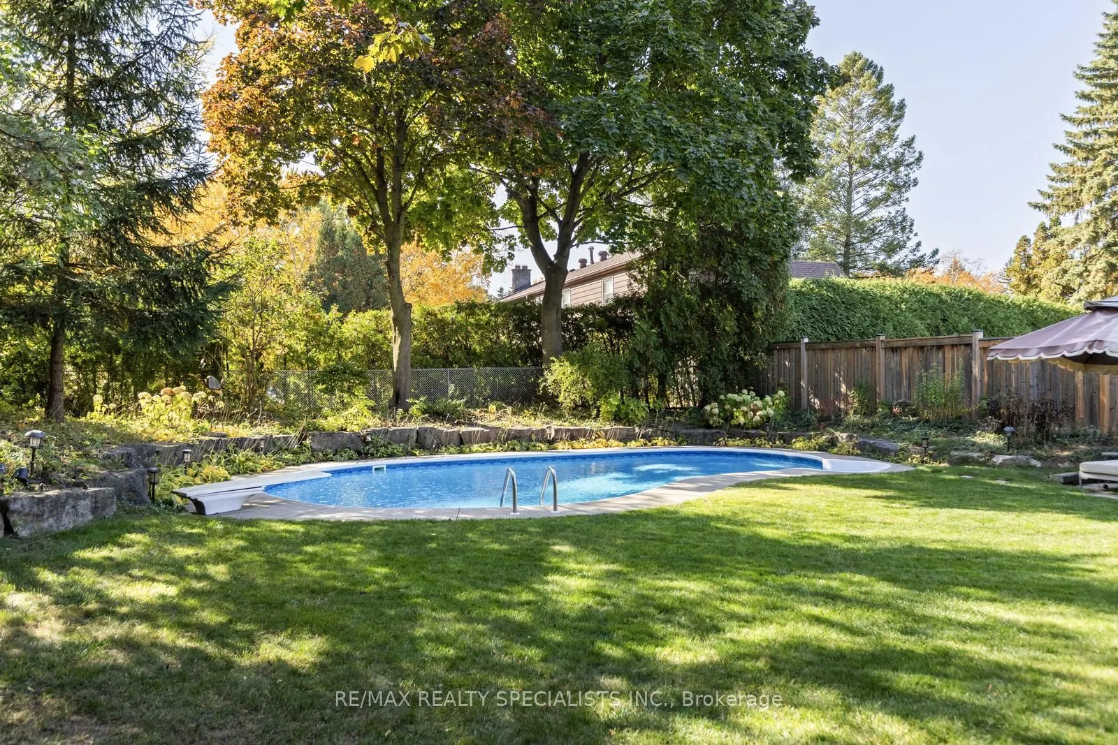 1404 Tecumseh Park Drive