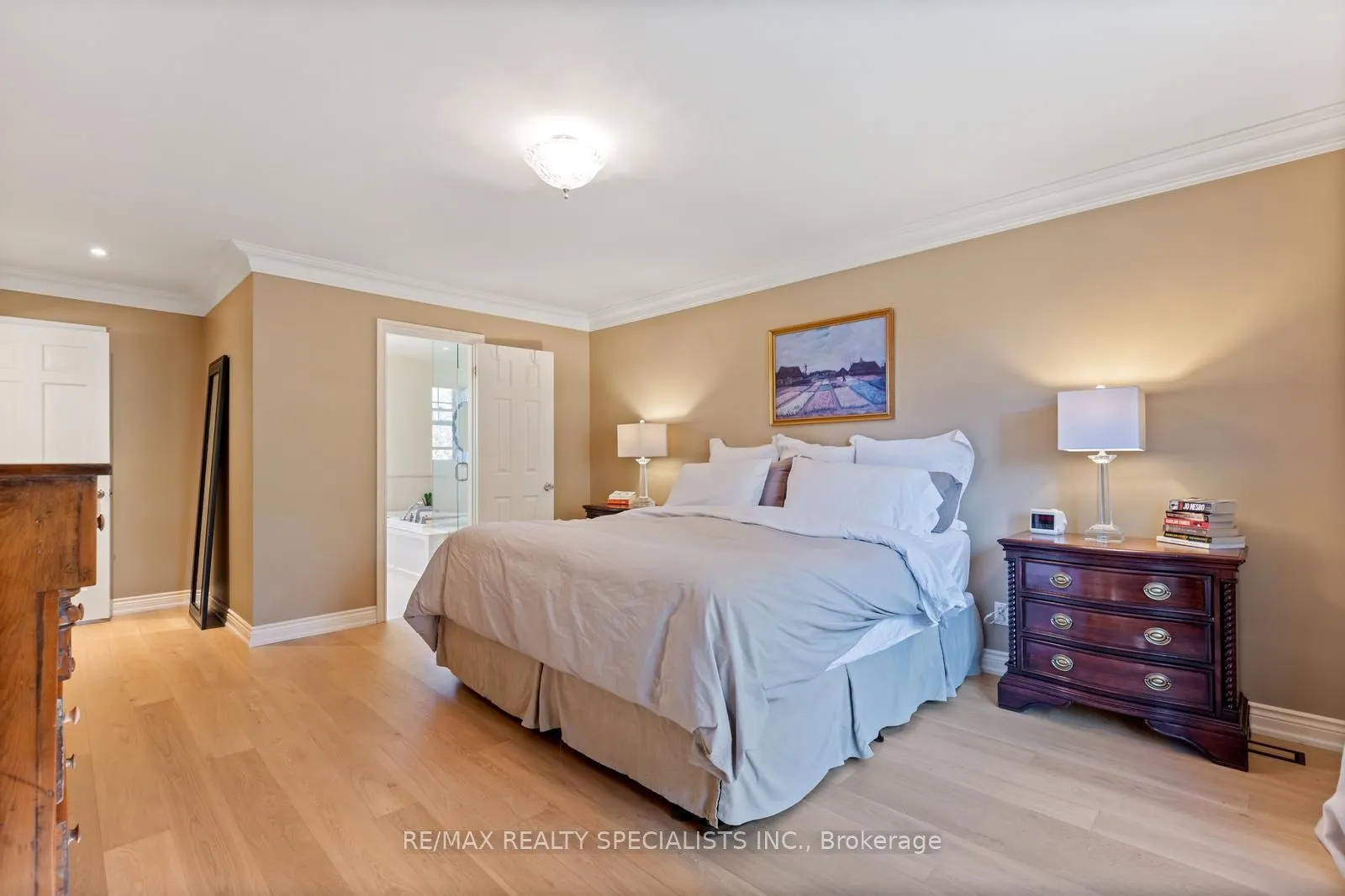 1404 Tecumseh Park Drive