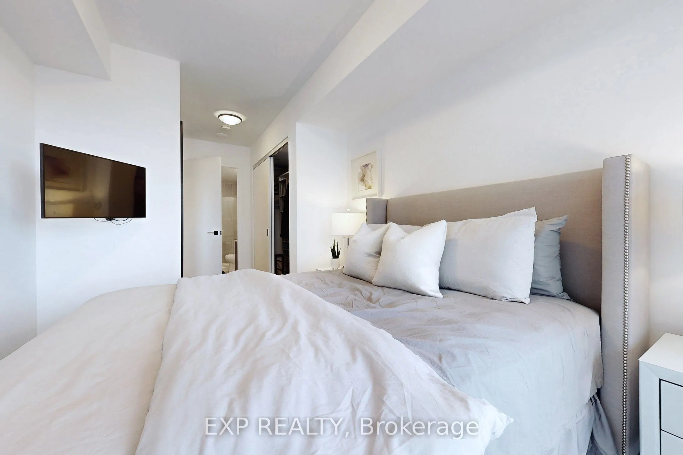 36 Zorra Street, #330