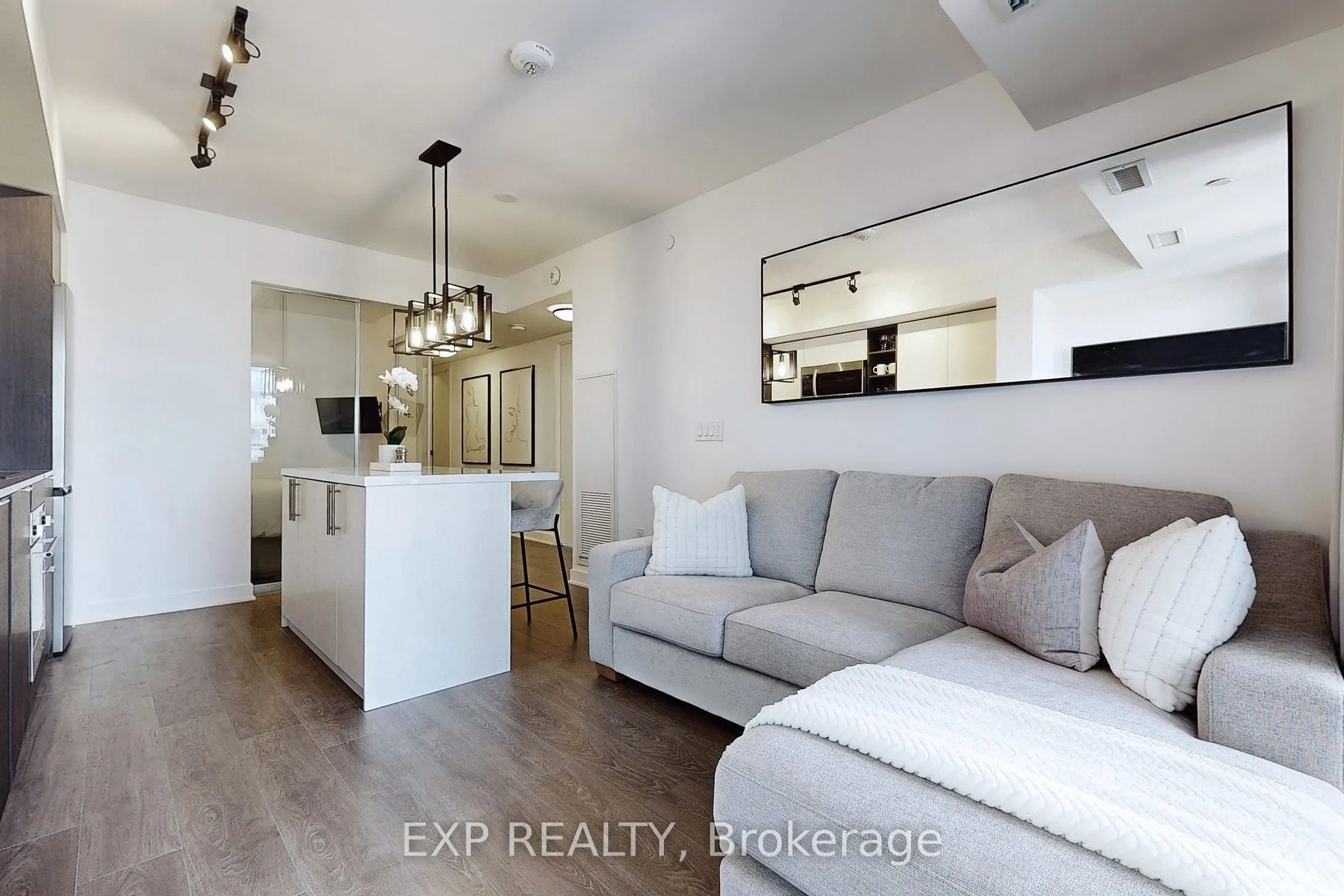36 Zorra Street, #330