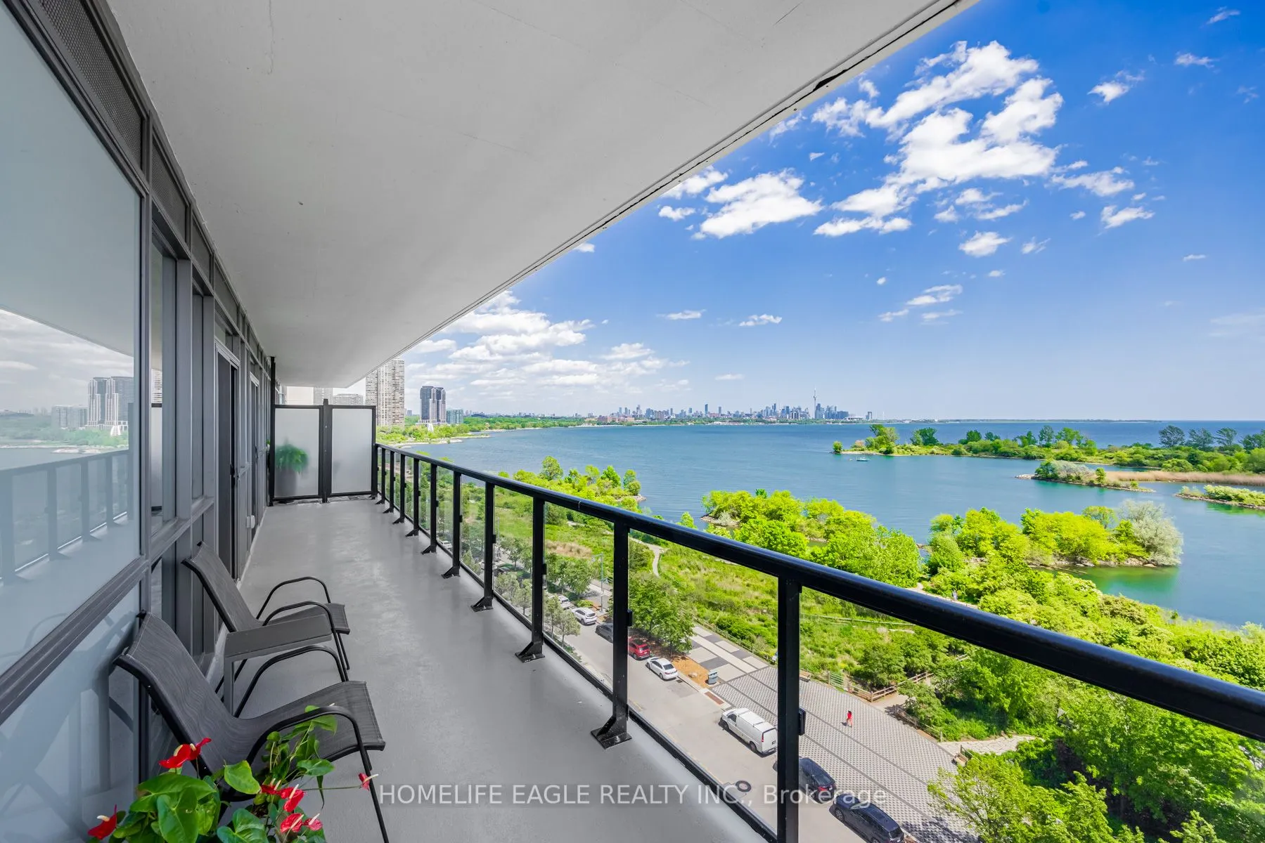 65 Annie Craig Drive, #709