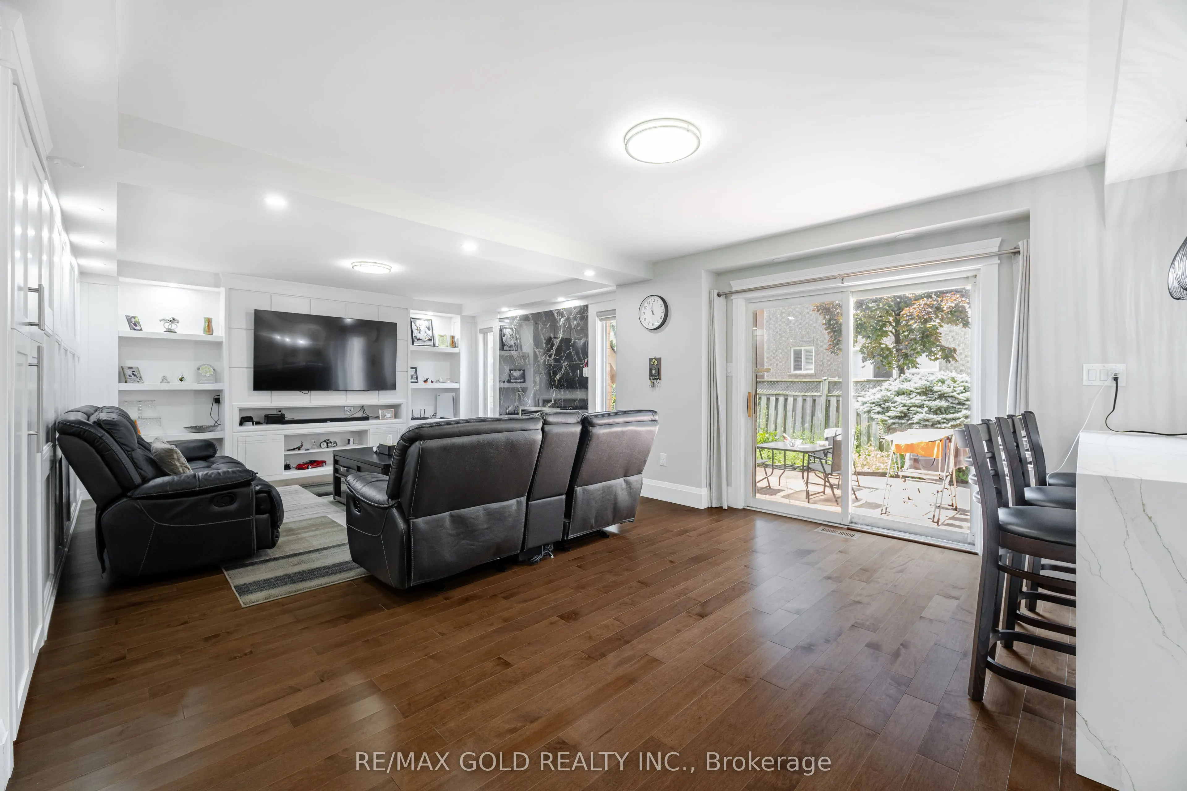 8 Foxmere Road