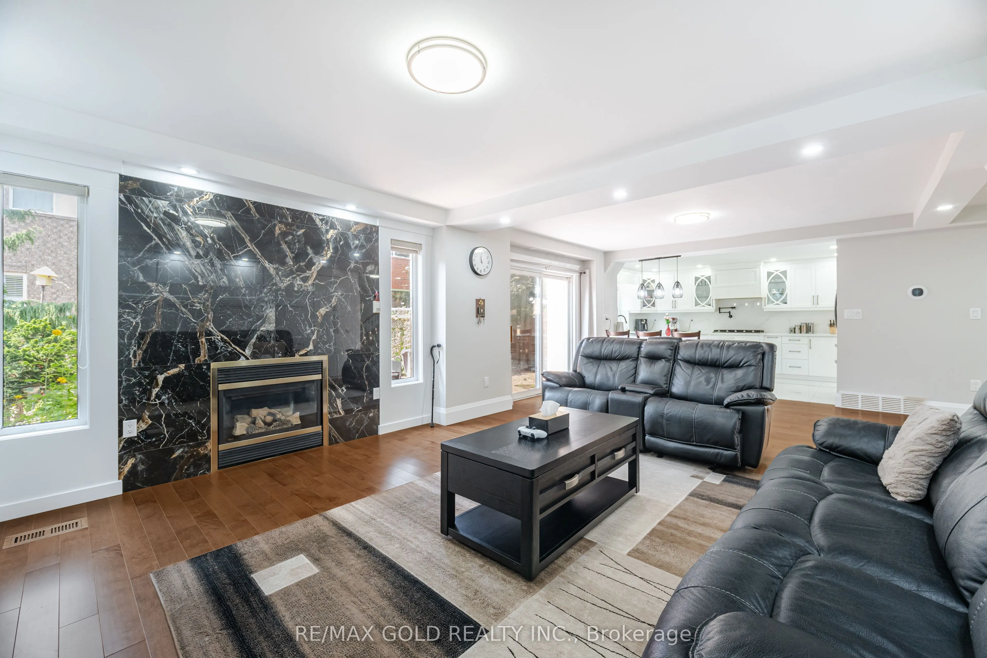 8 Foxmere Road