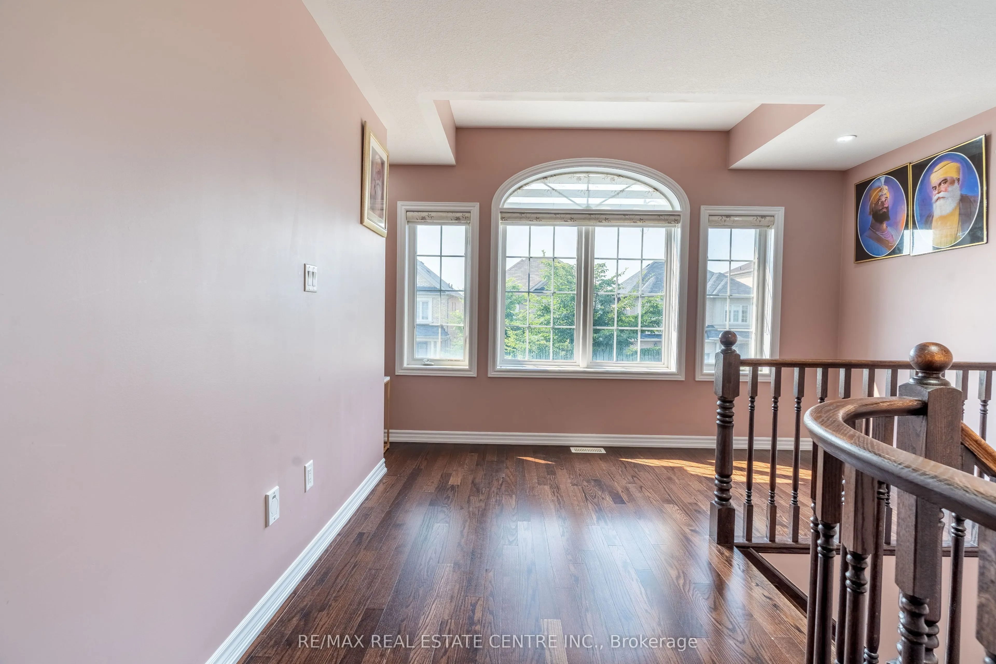 25 Hammerhead Road