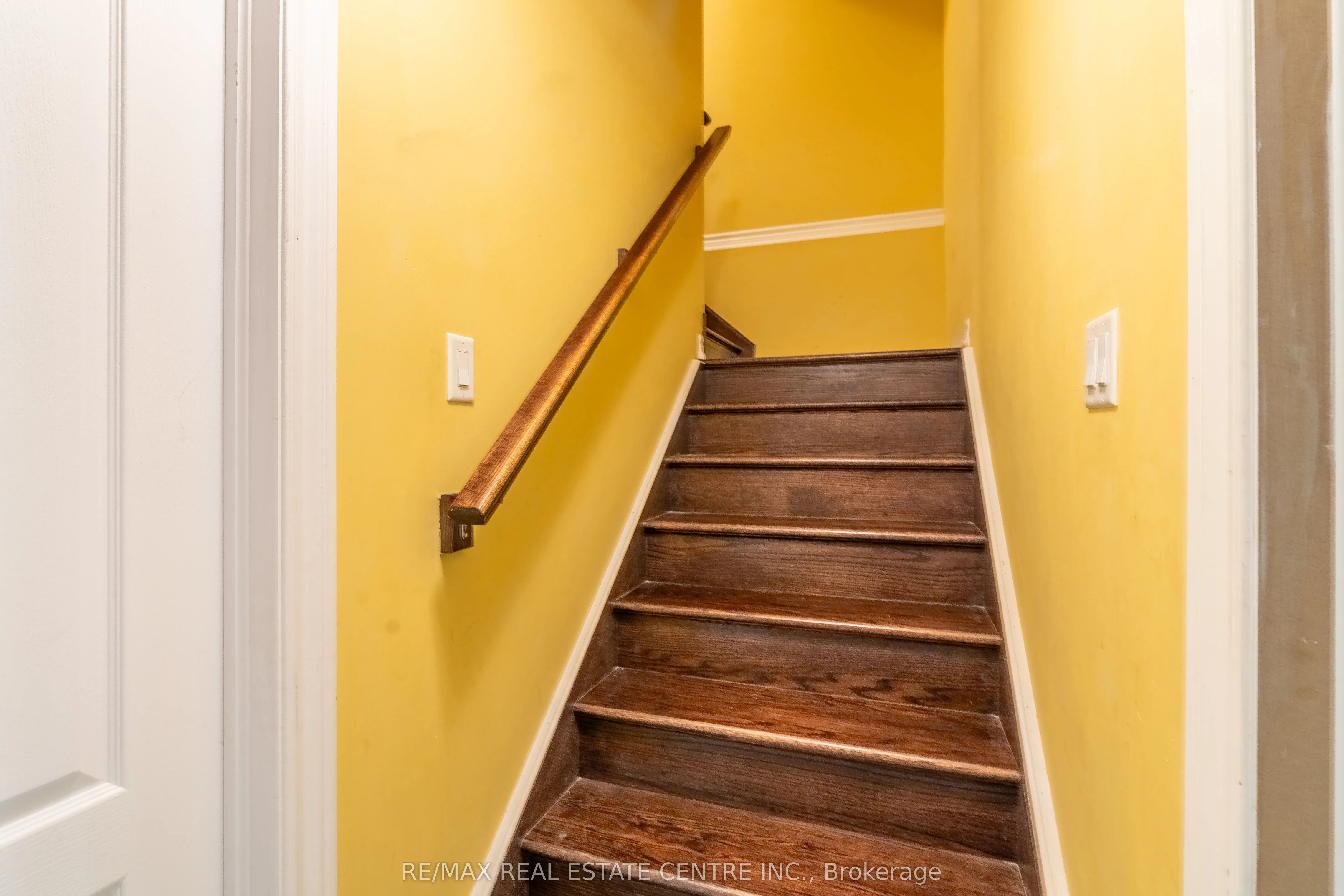25 Hammerhead Road