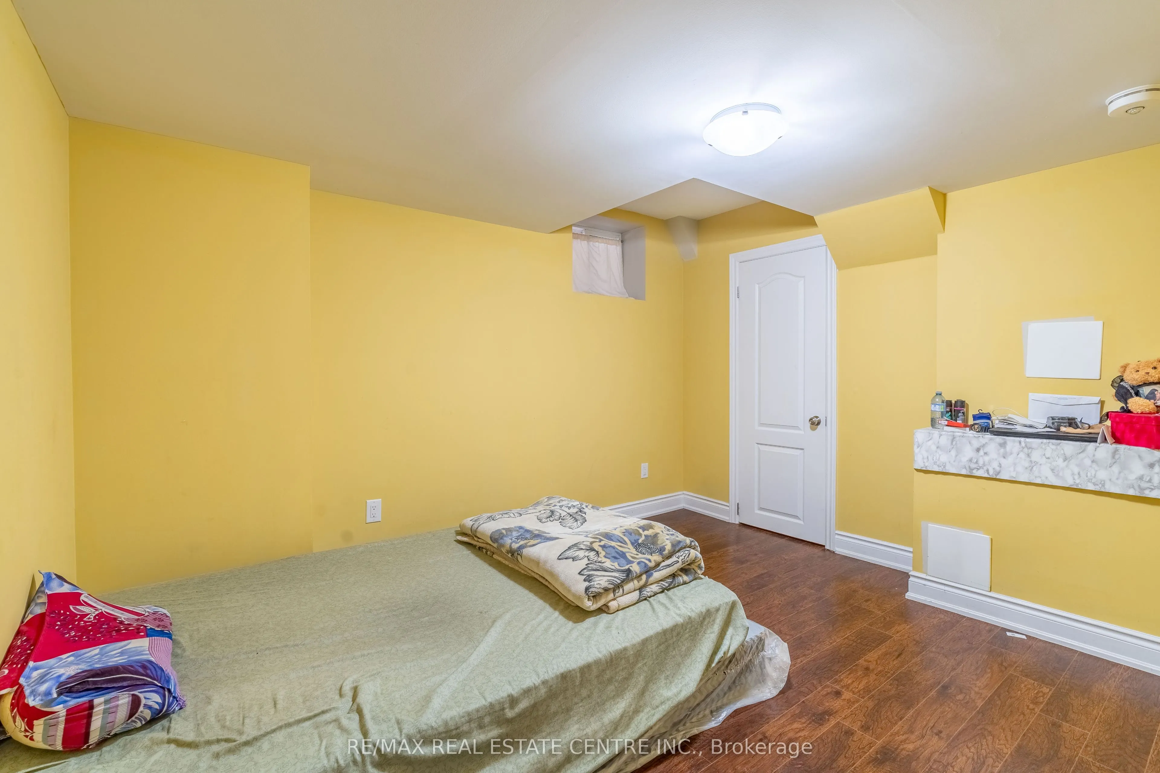 25 Hammerhead Road