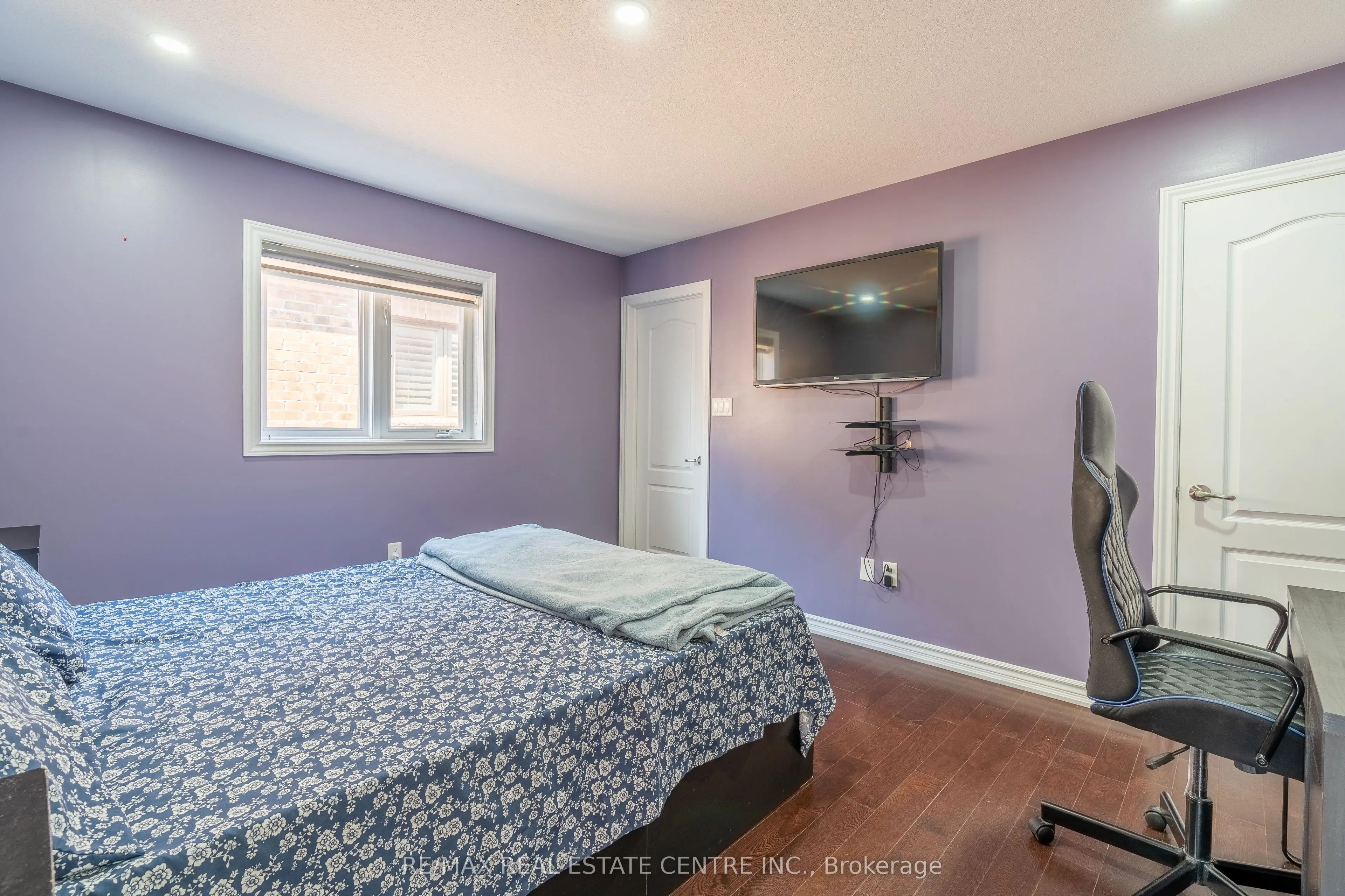 25 Hammerhead Road