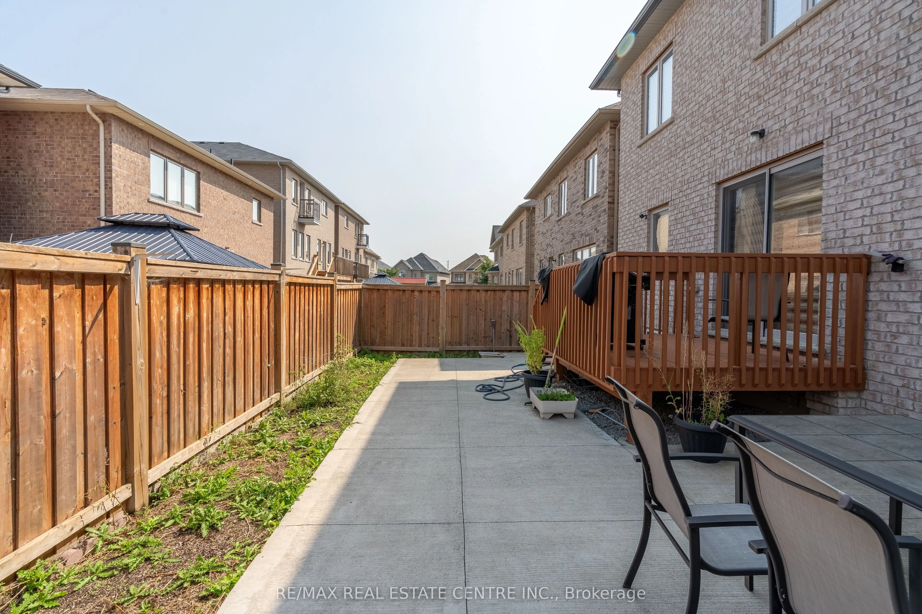 25 Hammerhead Road