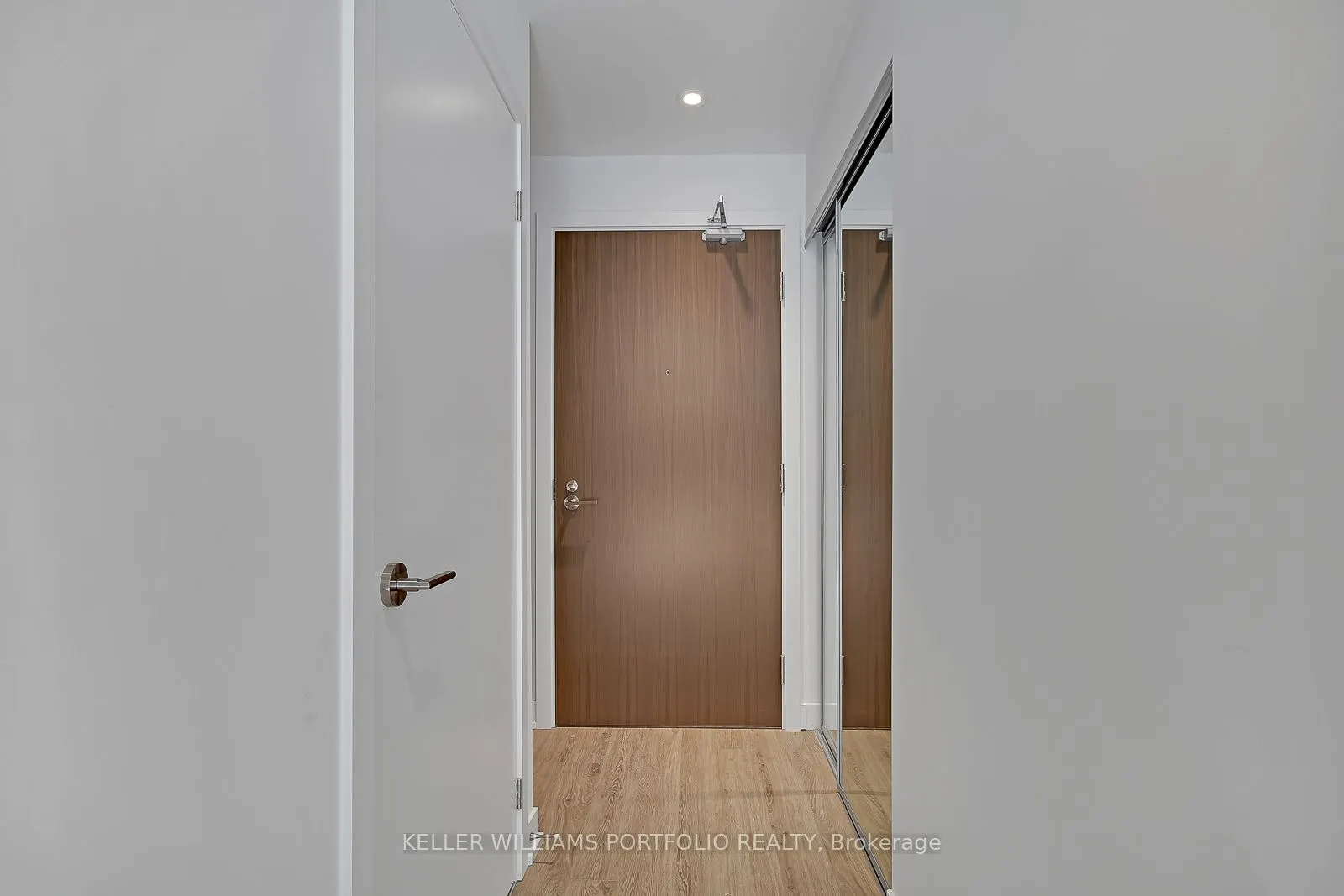 1926 Lake Shore Boulevard W, #4210