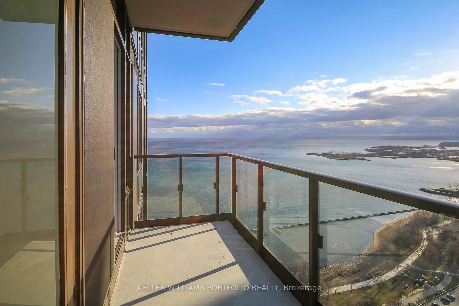 1926 Lake Shore Boulevard W, #4210