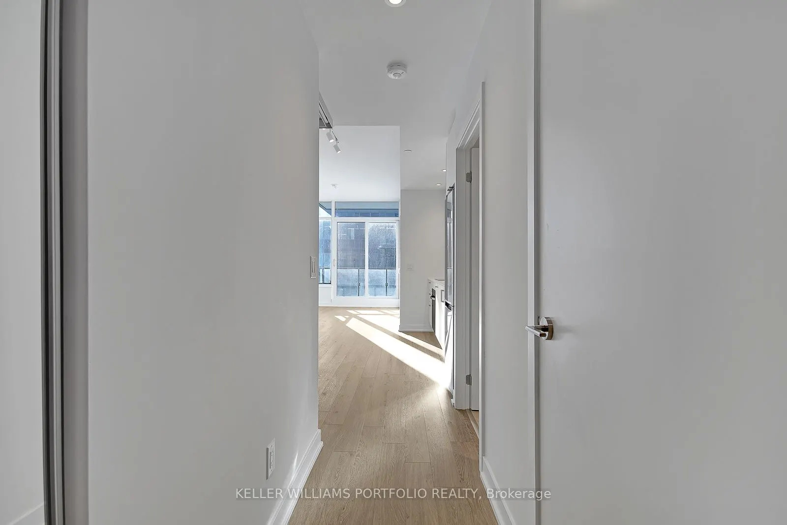 1926 Lake Shore Boulevard W, #4210