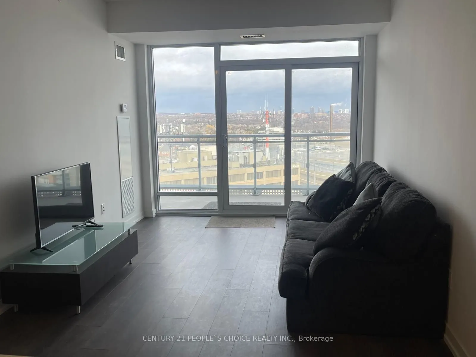 2520 Eglinton Avenue W #810