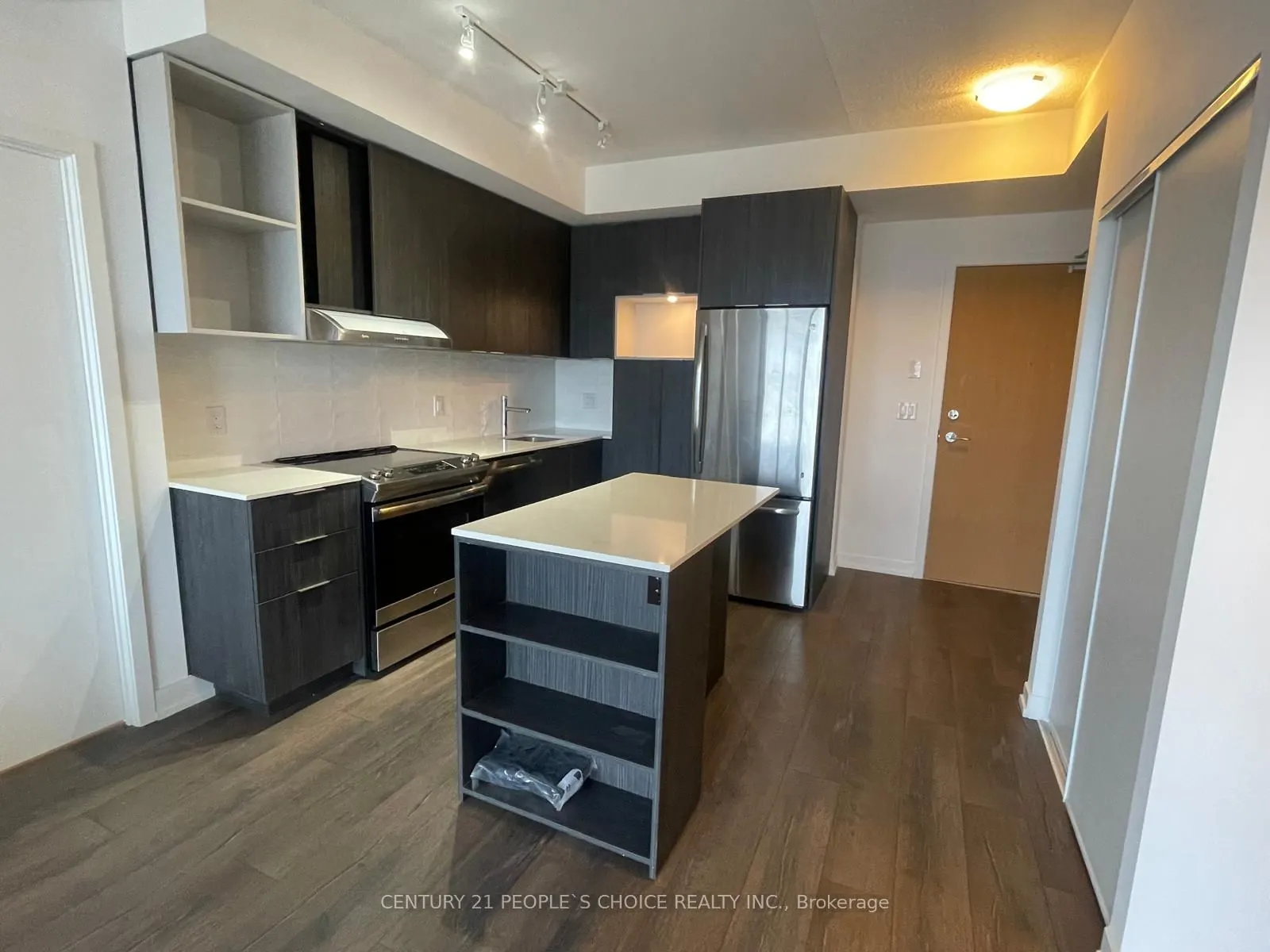 2520 Eglinton Avenue W #810