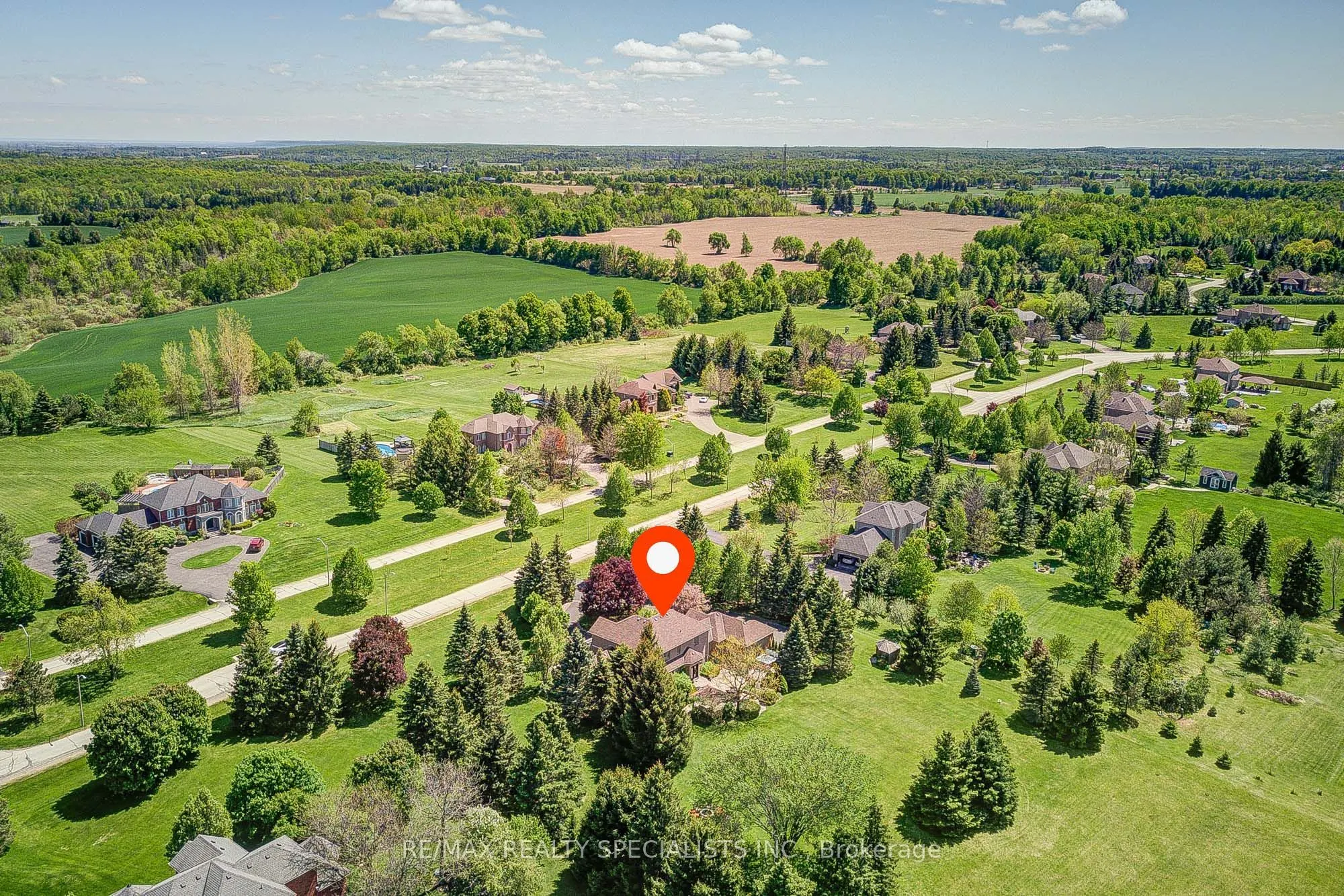 11 Bridlewood Boulevard