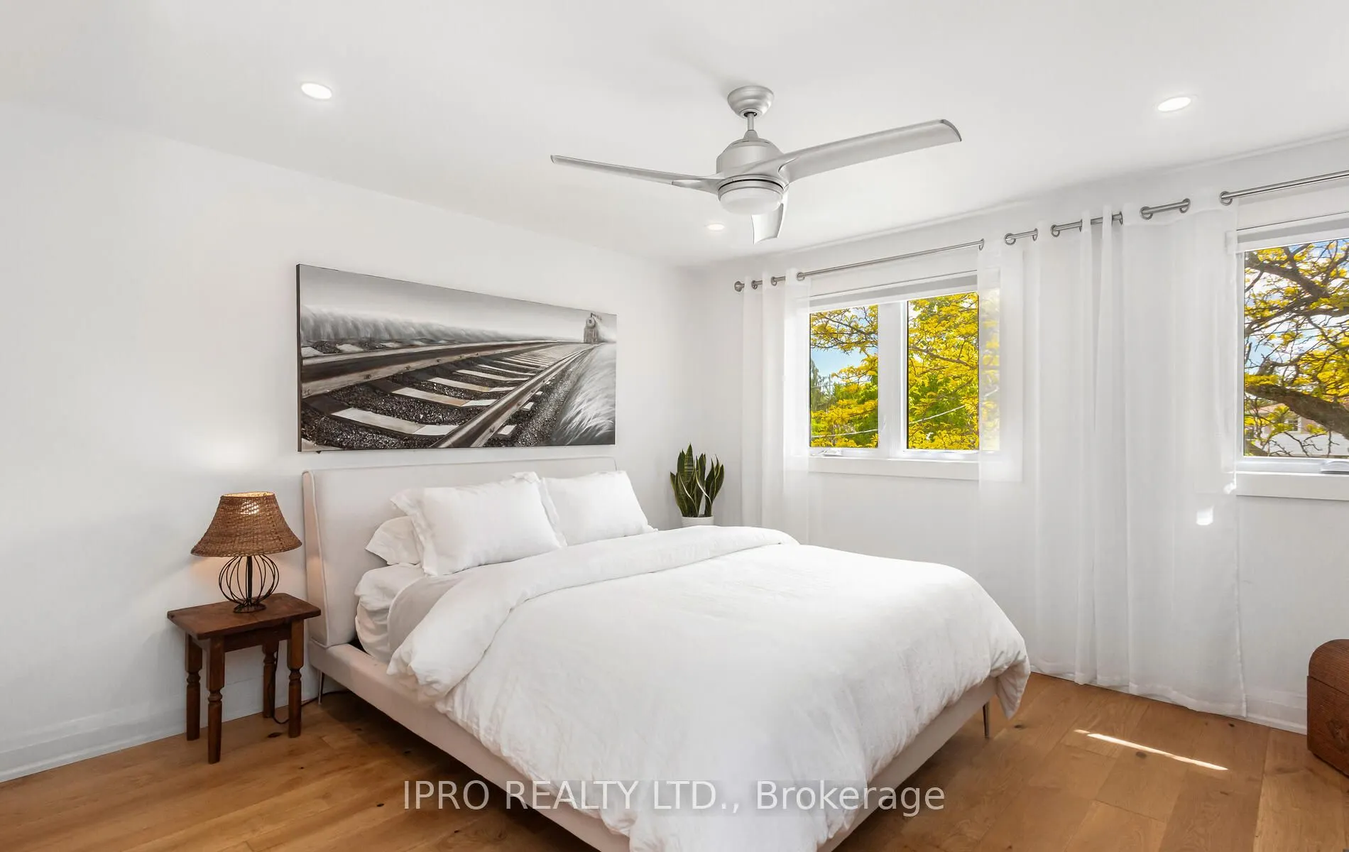 14 Crombie Place