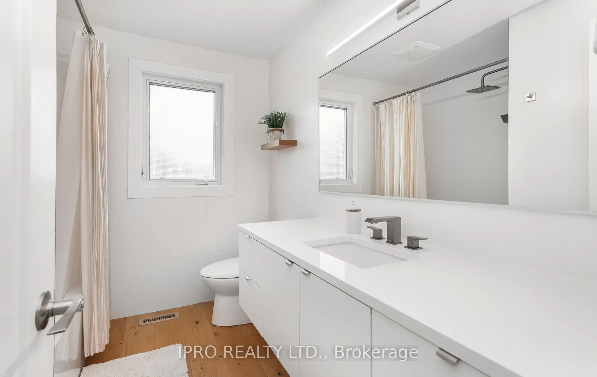 14 Crombie Place