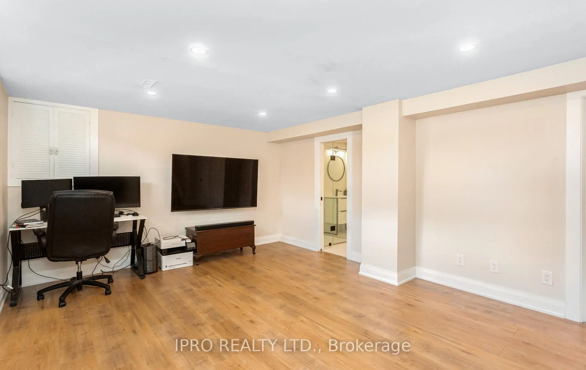 14 Crombie Place