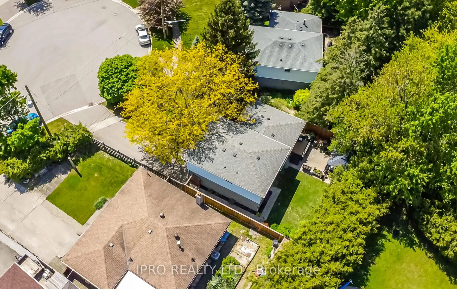 14 Crombie Place