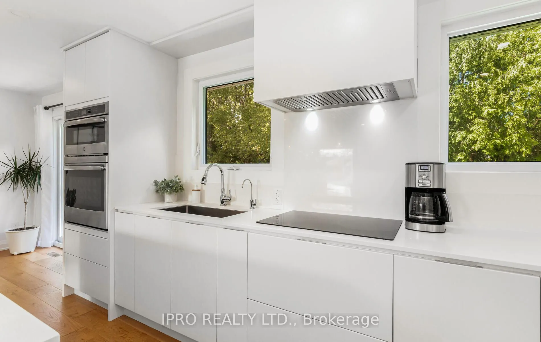 14 Crombie Place